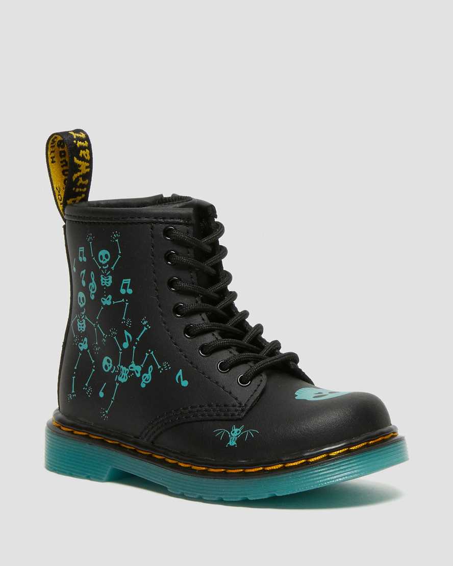 https://i1.adis.ws/i/drmartens/27079001.88.jpg?$large$Toddler 1460 Skelly Print Leather Lace Up Boots | Dr Martens