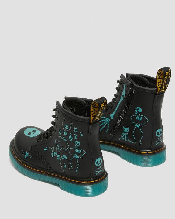 https://i1.adis.ws/i/drmartens/27079001.88.jpg?$large$Toddler 1460 Skelly Print Leather Lace Up Boots Dr. Martens