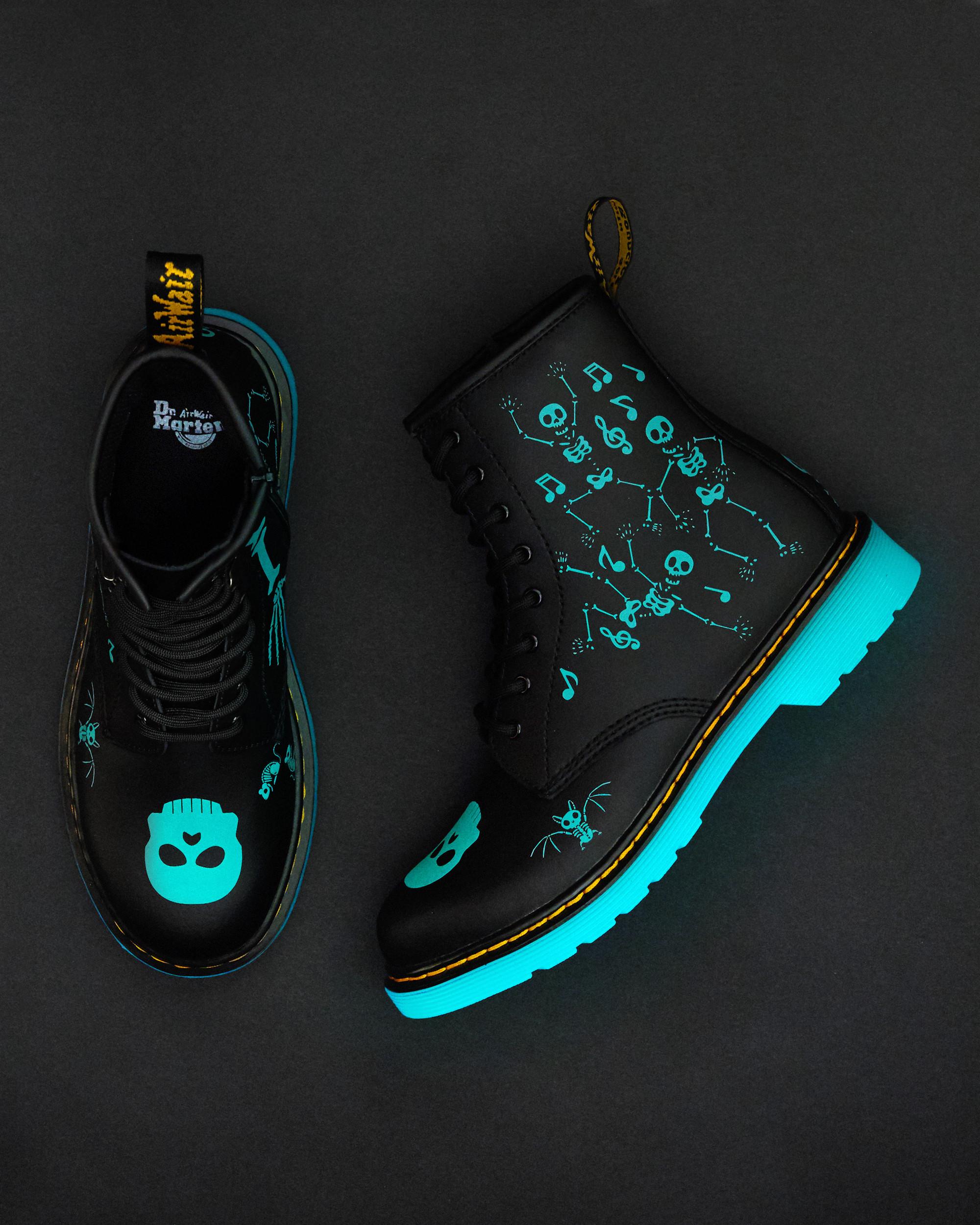 Youth 1460 Skelly Print Leather Lace Up Boots in BLACK | Dr. Martens™