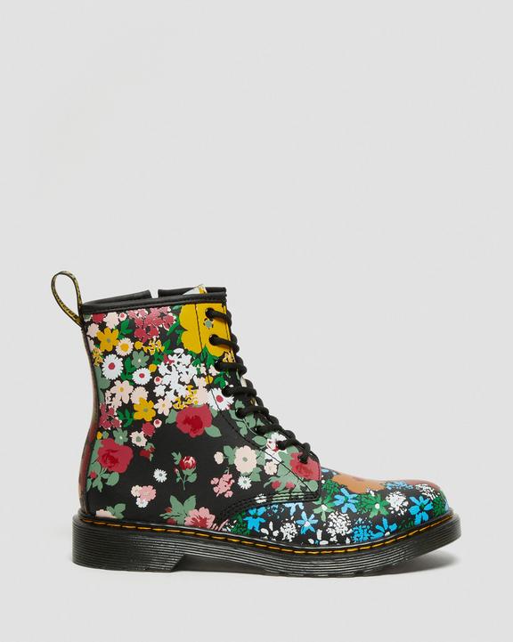 1460 Y in Black | Dr. Martens 1460 Y in Black | Dr. Martens