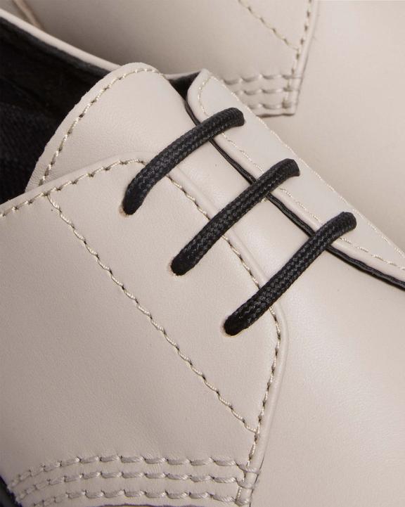 AUDRICK 3-EYE SHOEAudrick Nappa Lux Leather Platform -kengät Dr. Martens