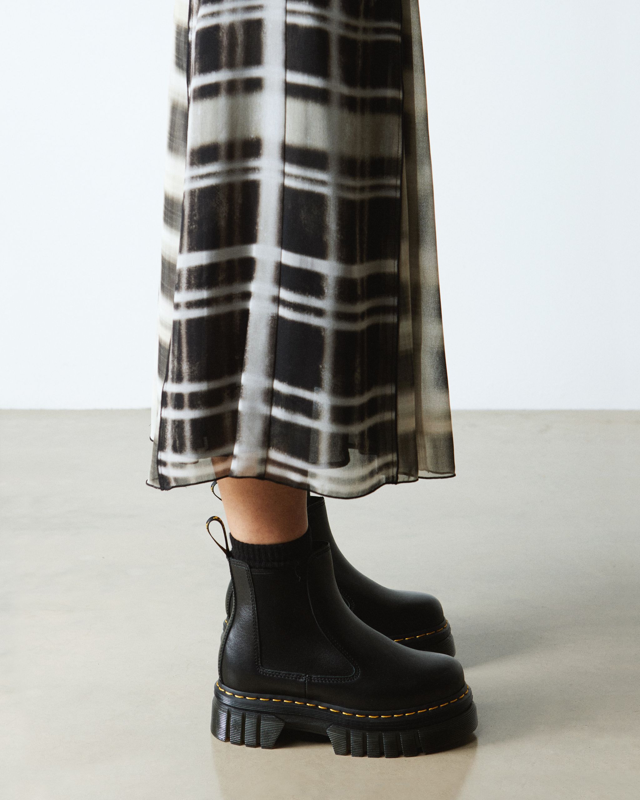 Audrick Nappa Lux Leder Plateau Chelsea Boots product image