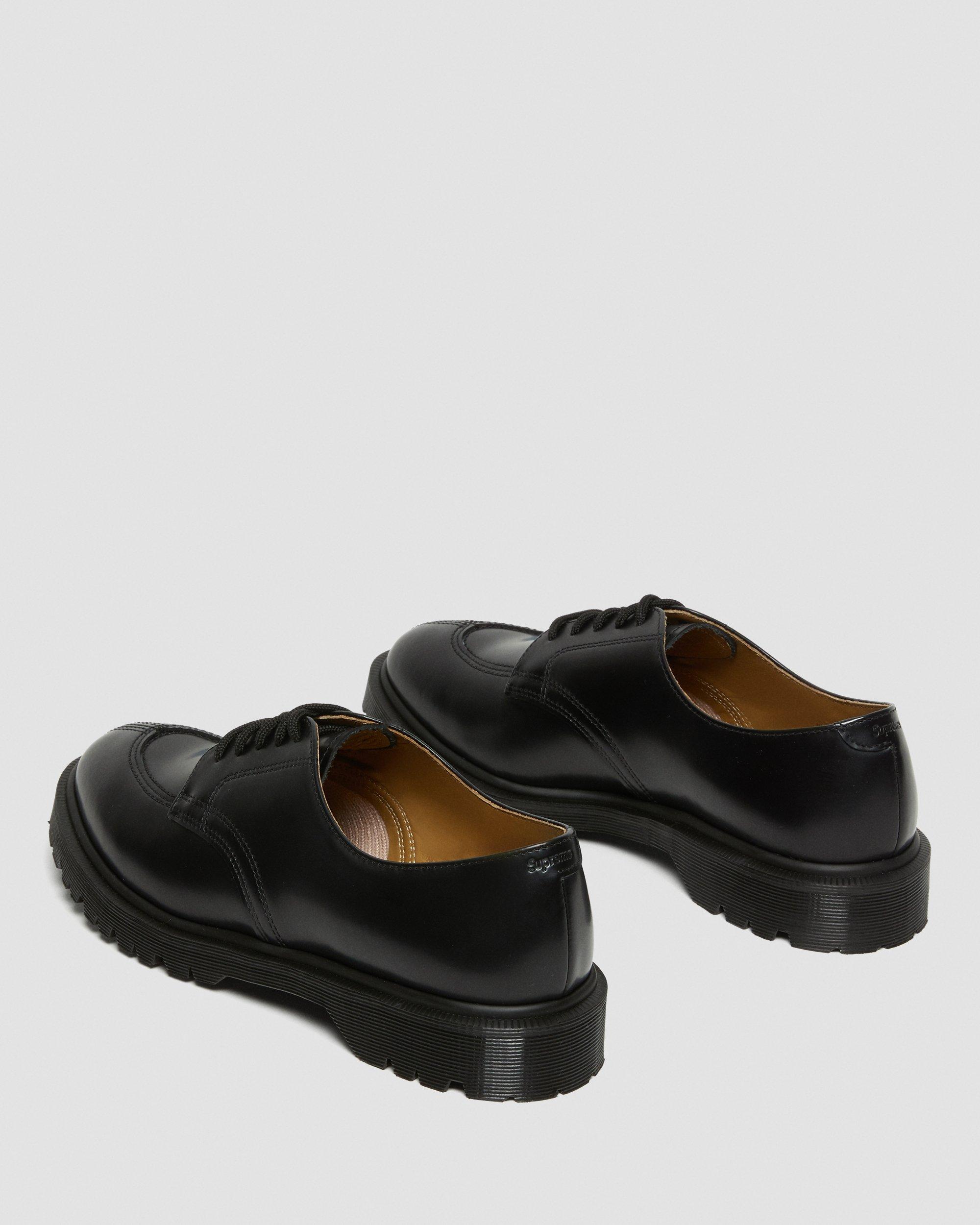 Supreme® 2046 Smooth Leather Oxford Shoes in BLACK | Dr. Martens™