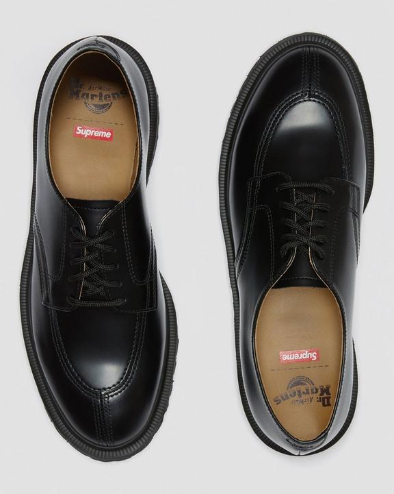 https://i1.adis.ws/i/drmartens/27150001.88.jpg?$large$2046 SUPREME® Smooth Leather Shoes Dr. Martens