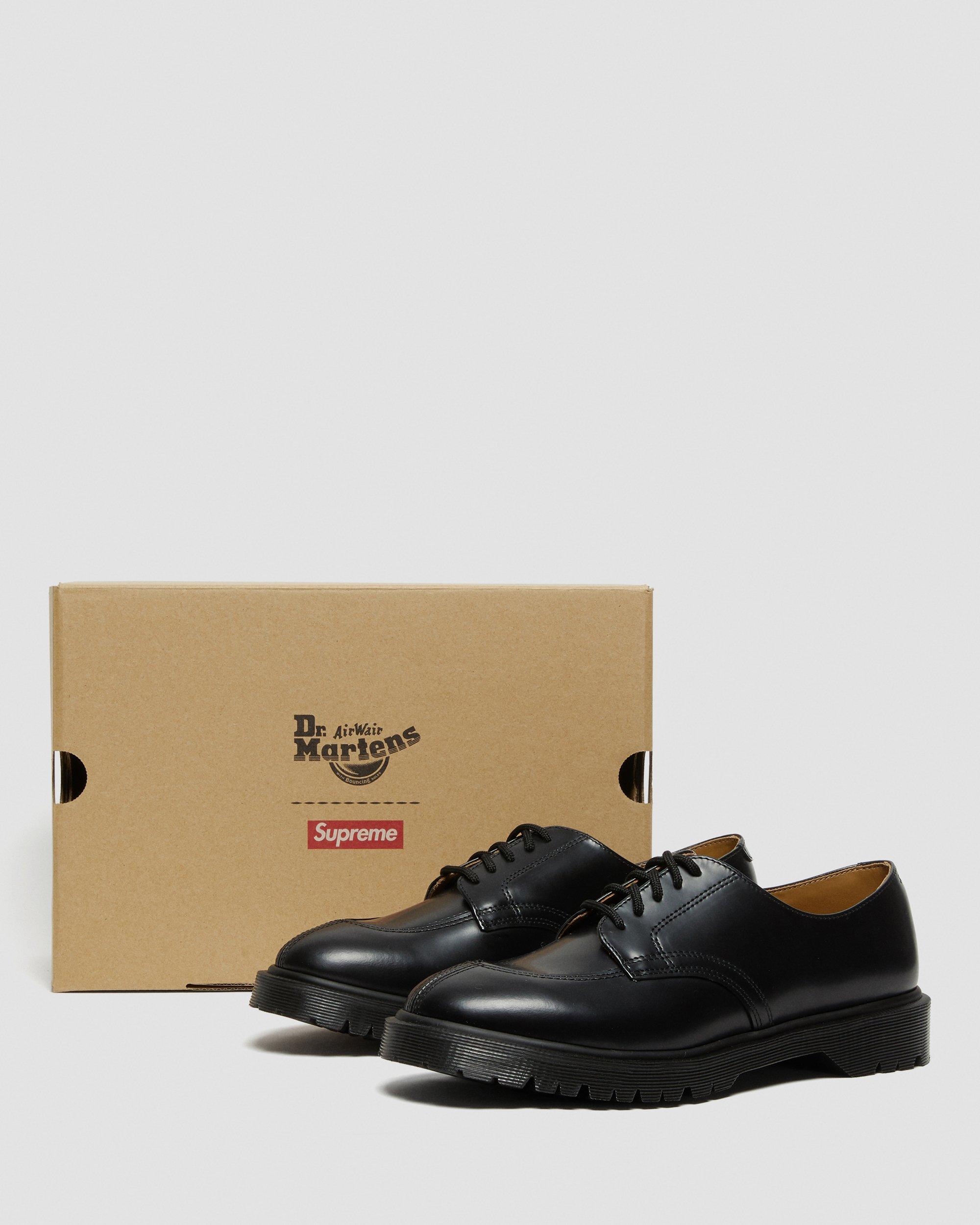 Supreme® 2046 Smooth Leather Oxford Shoes in BLACK | Dr. Martens™