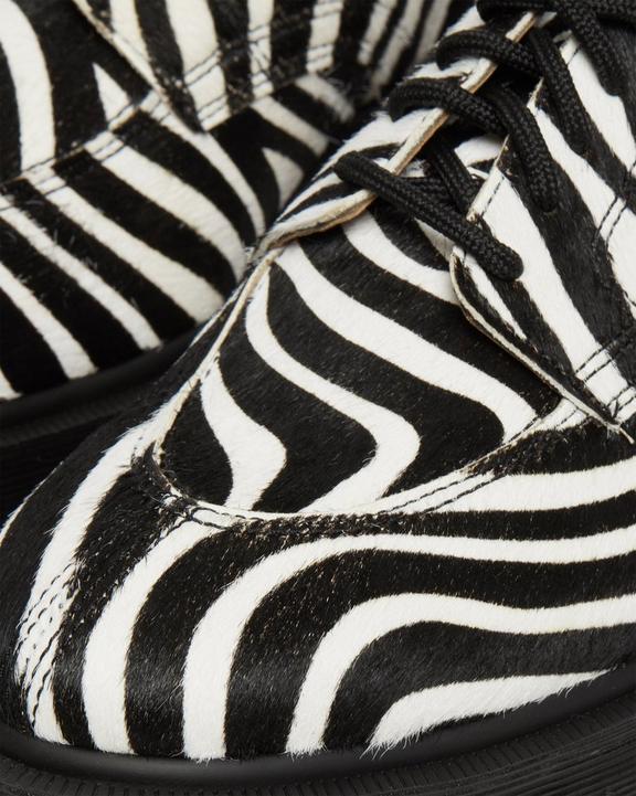 https://i1.adis.ws/i/drmartens/27151009.88.jpg?$large$Supreme® 2046 Zebra Oxford Shoes Dr. Martens