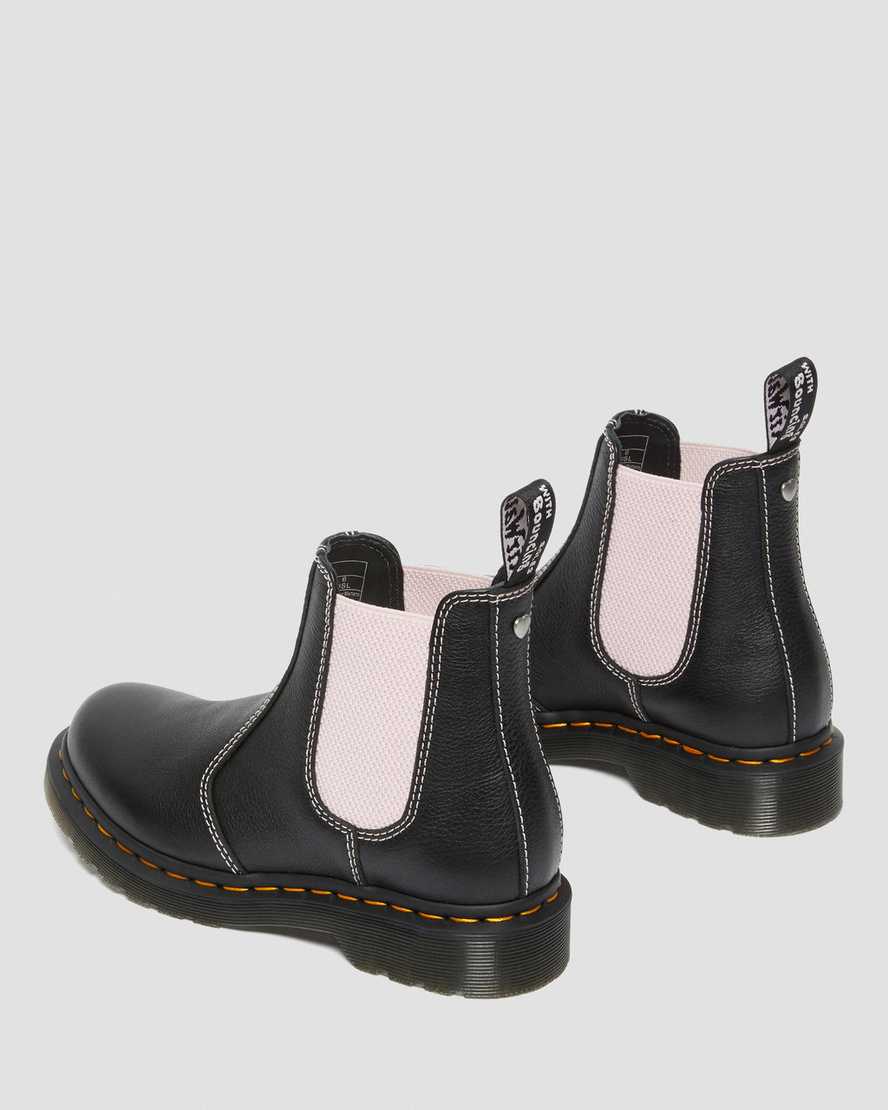https://i1.adis.ws/i/drmartens/27275001.87.jpg?$large$2976 Women's Contrast Leather Chelsea Boots Dr. Martens