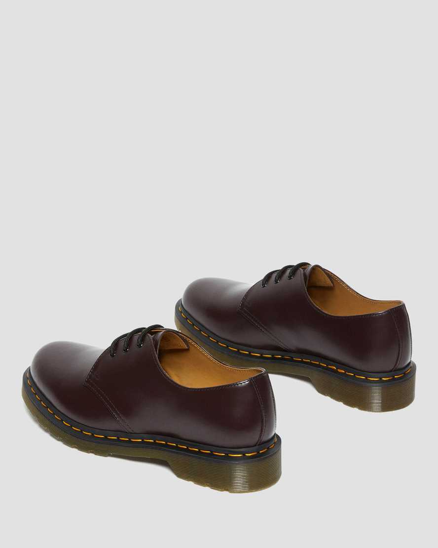 https://i1.adis.ws/i/drmartens/27284626.87.jpg?$large$1461 Smooth Leather Oxford Shoes | Dr Martens