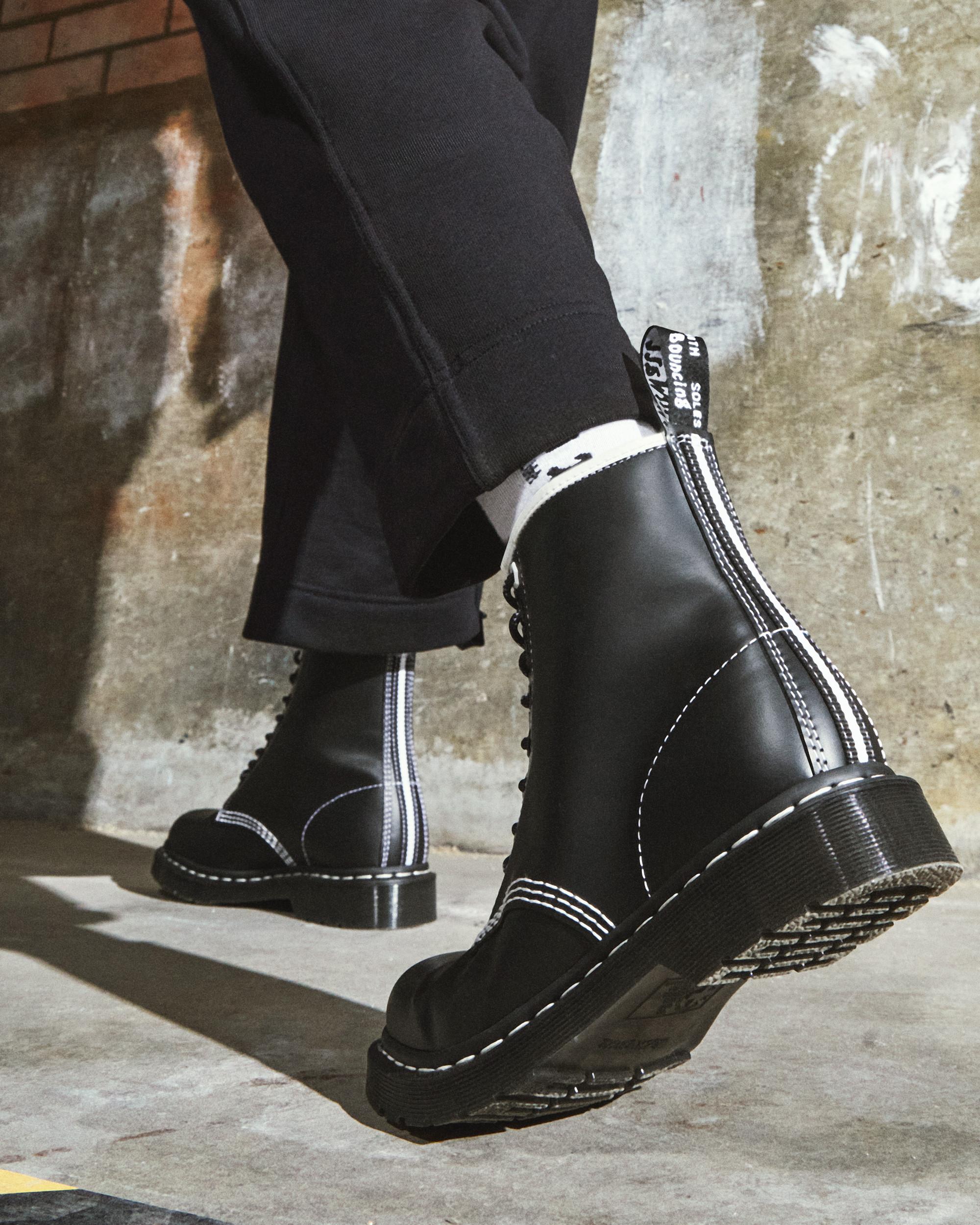 1460 Contrast Stitch Leather Lace Up Boots in BLACK | Dr. Martens™
