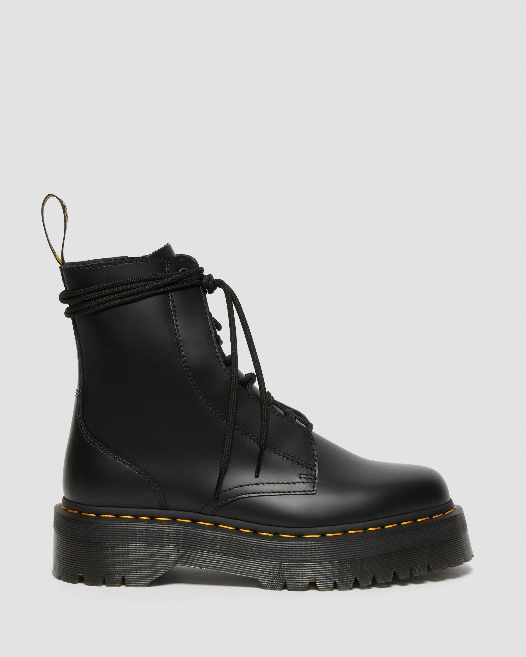 Jarrick Smooth Leather Platform Boots in BLACK | Dr. Martens™