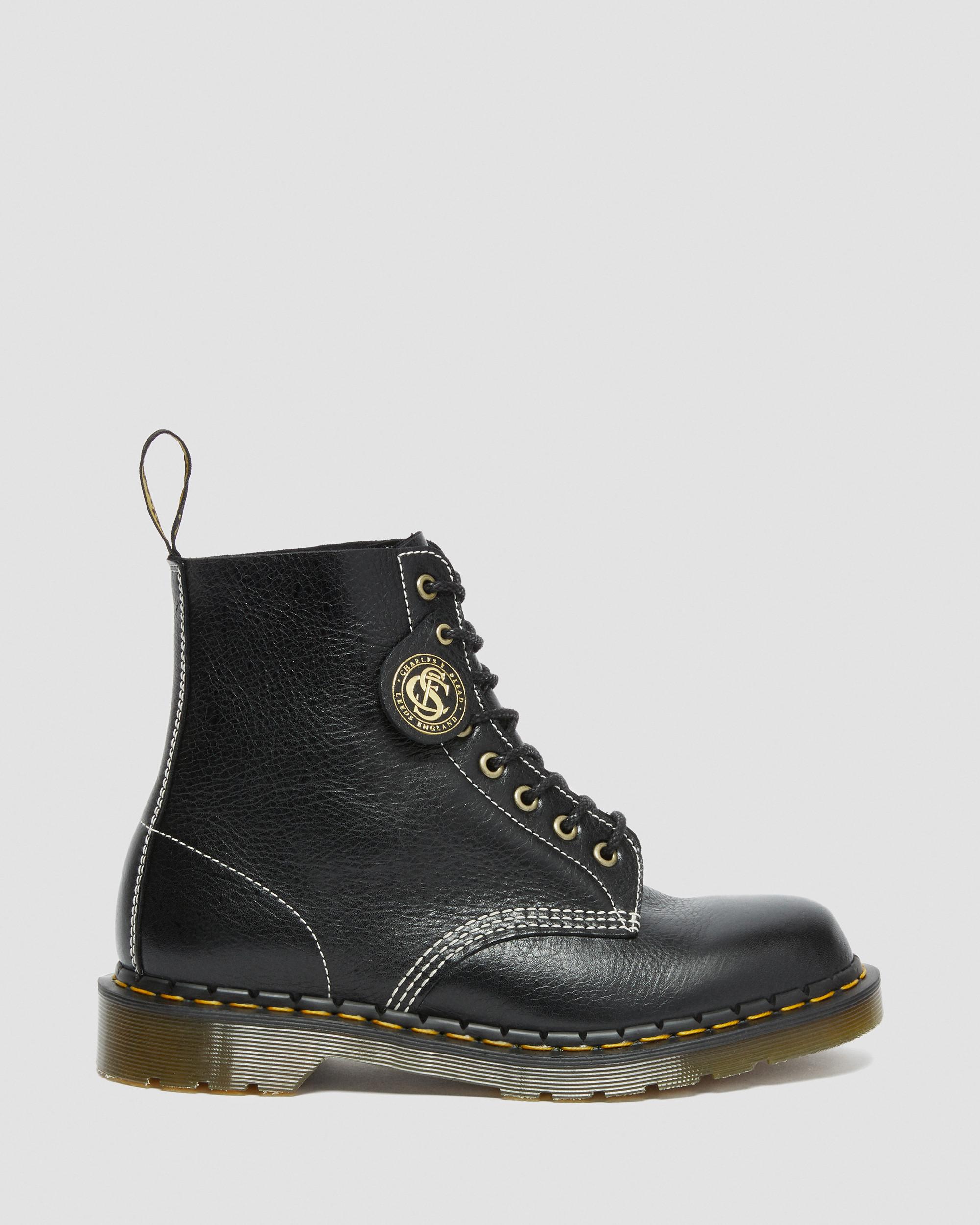 1460 Pascal Made in England Classic Leather Lace Up Boots in BLACK