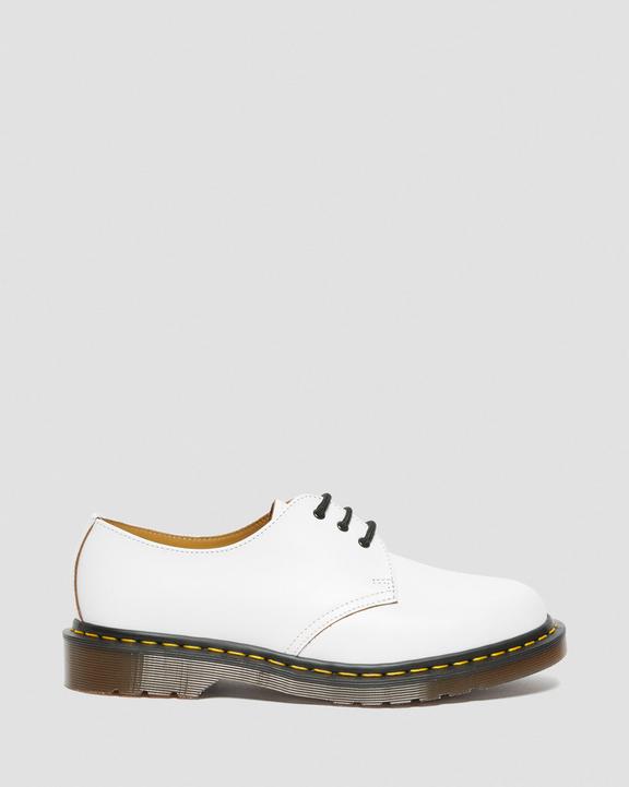 https://i1.adis.ws/i/drmartens/27385100.87.jpg?$large$1461 Vintage Made in England Oxford Shoes Dr. Martens