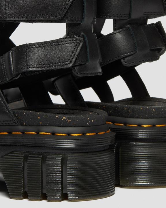 Sandalias con plataforma Ricki de piel Nappa Lux de tipo gladiador en negroSandalias con plataforma Ricki de piel Nappa Lux de tipo gladiador Dr. Martens