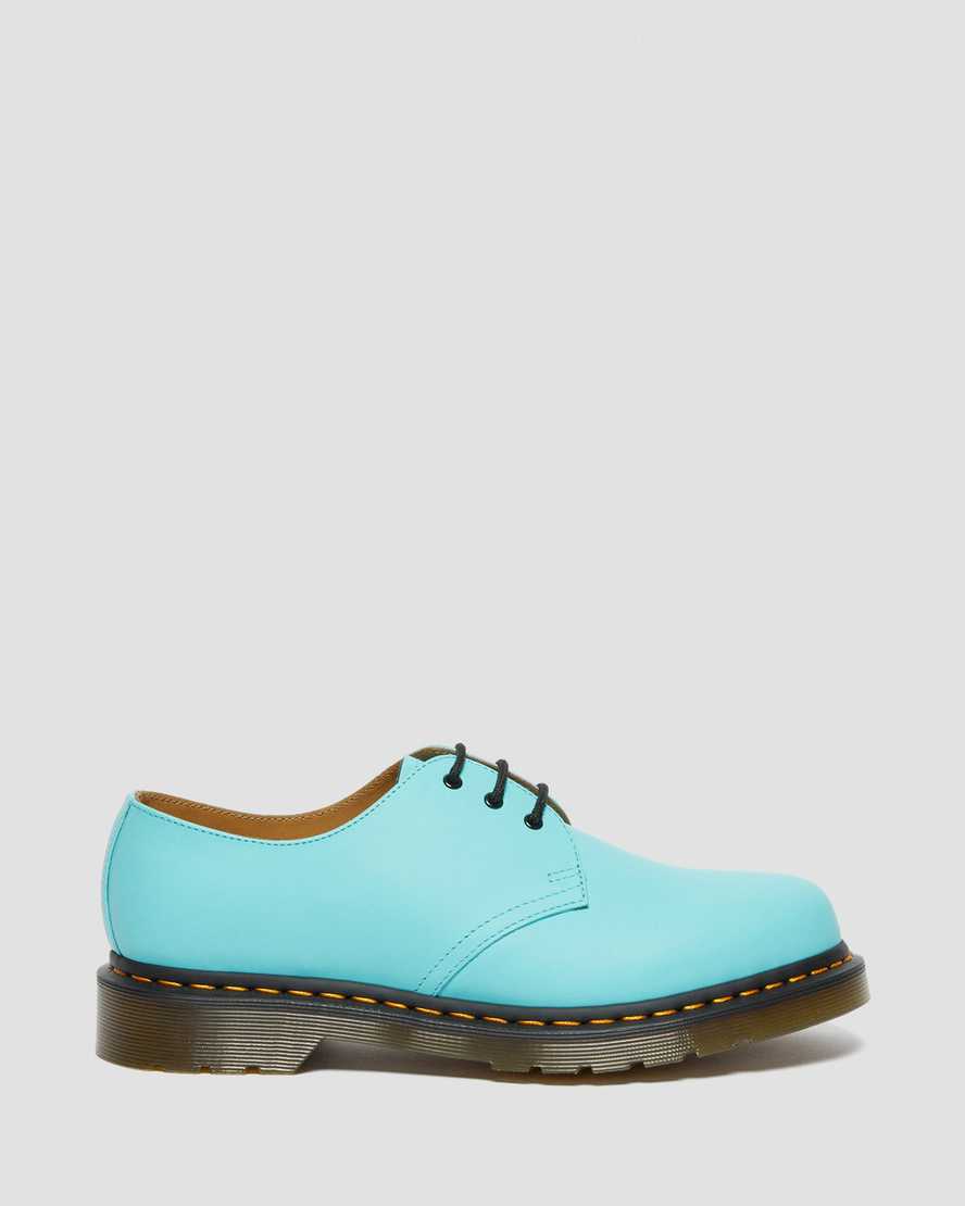https://i1.adis.ws/i/drmartens/27430432.87.jpg?$large$1461 Smooth Leather Oxford Shoes Dr. Martens