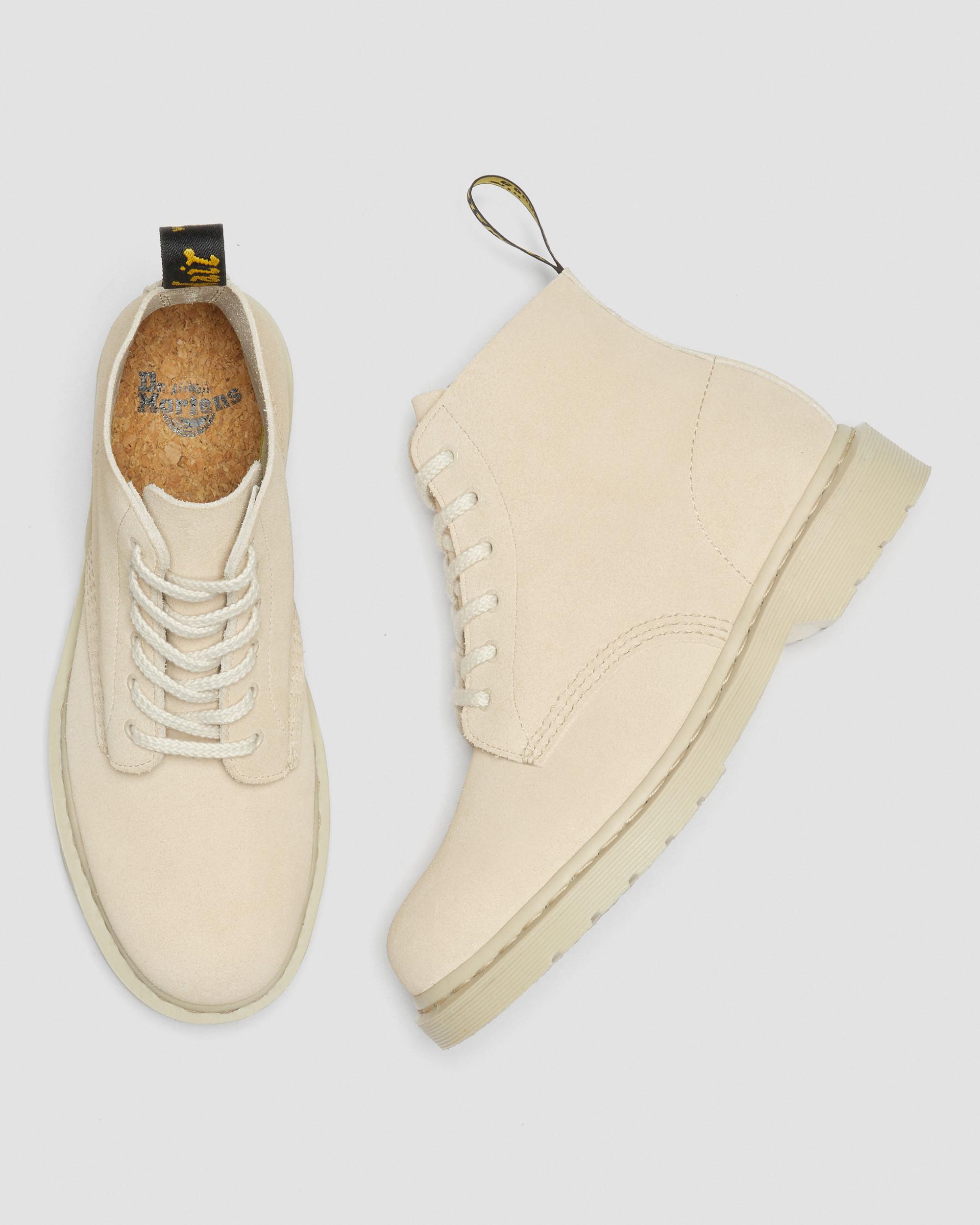 101 Mono Suede Ankle Boots in Sand | Dr. Martens
