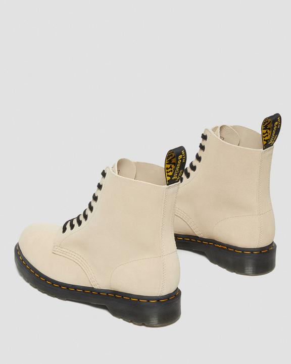 https://i1.adis.ws/i/drmartens/27457268.87.jpg?$large$1460 Pascal Suede Lace Up -maiharit Dr. Martens