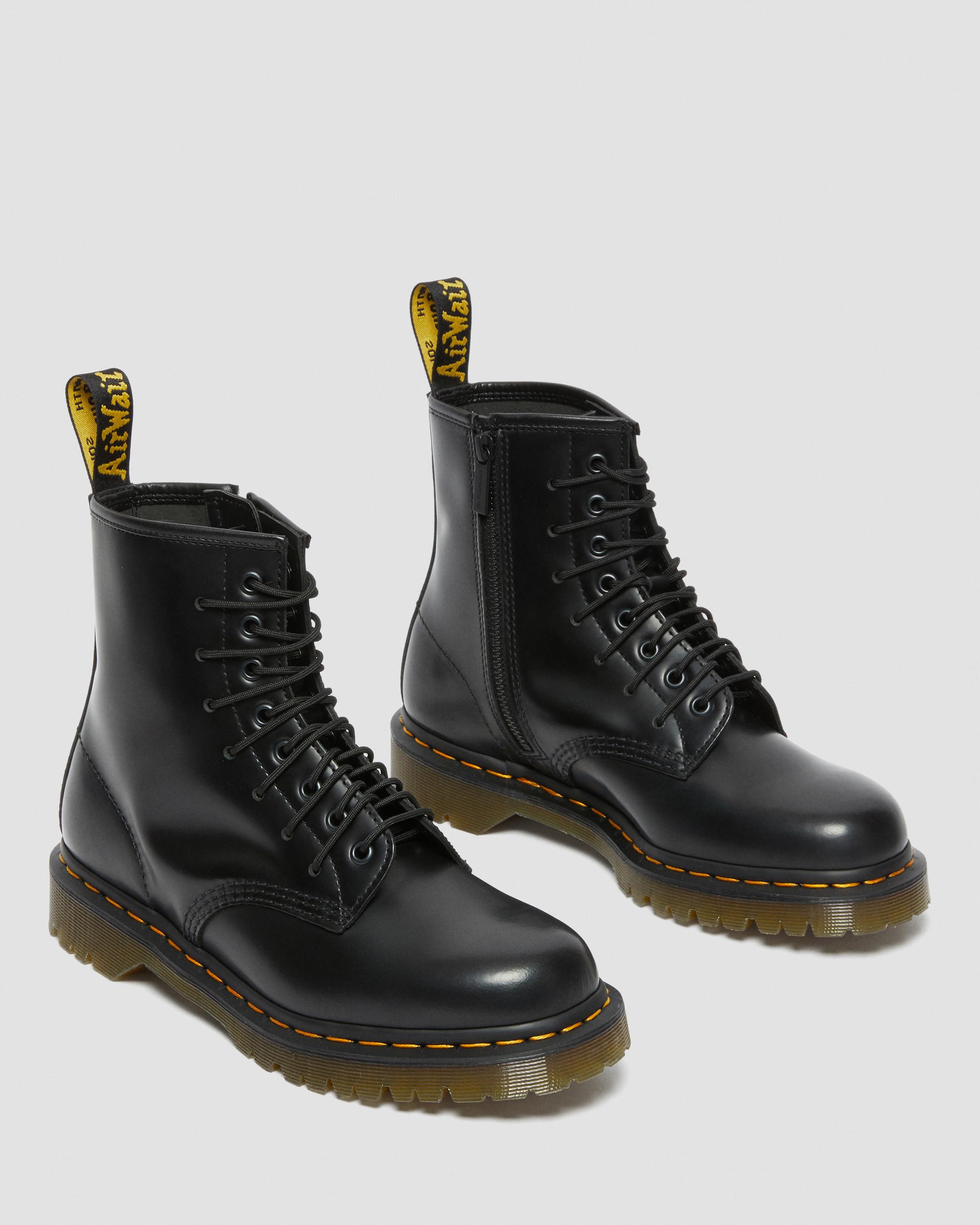 1460 Extreme Lace Leather Boots in BLACK | Dr. Martens™