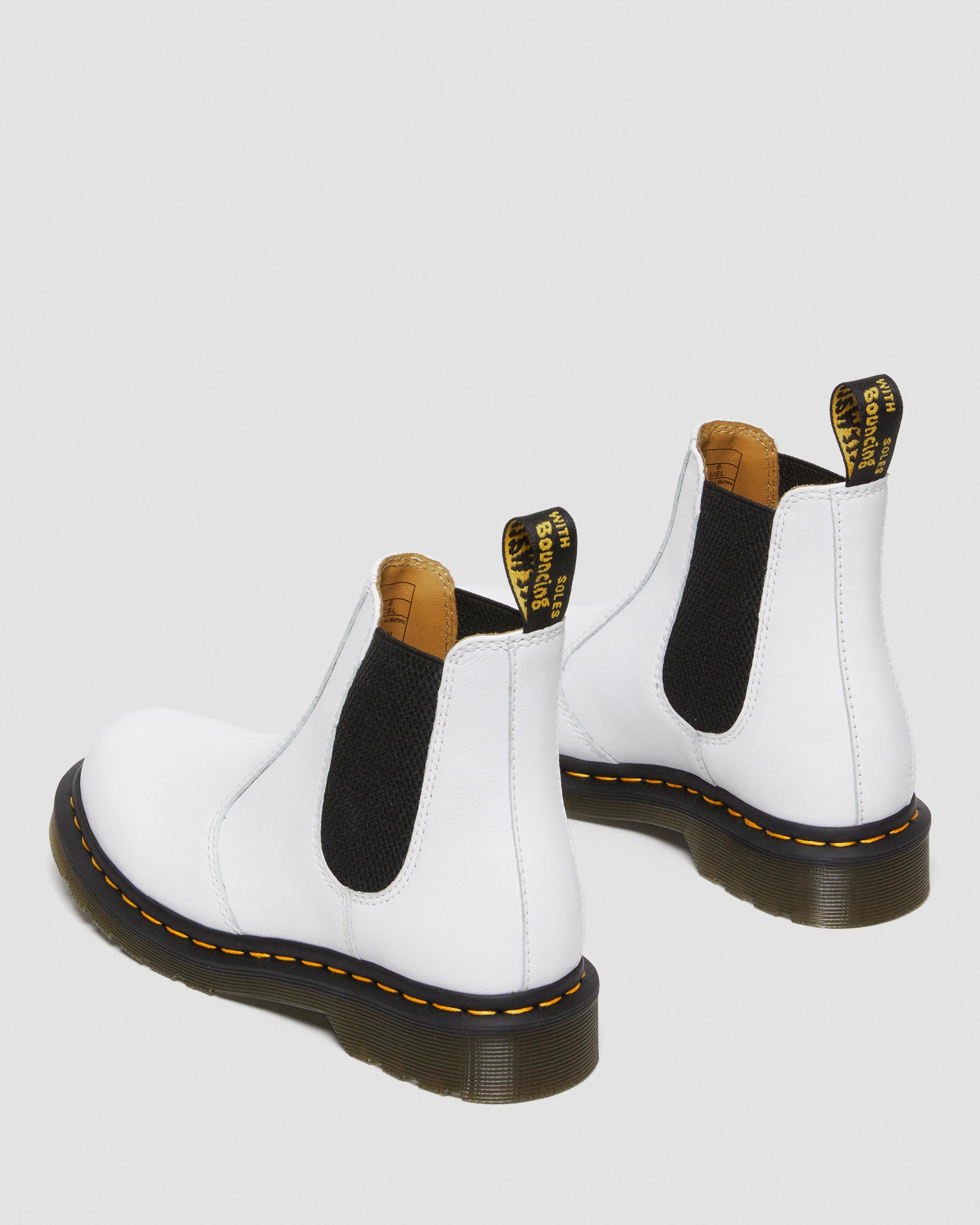 2976 Softy T Leather Chelsea Boots in White