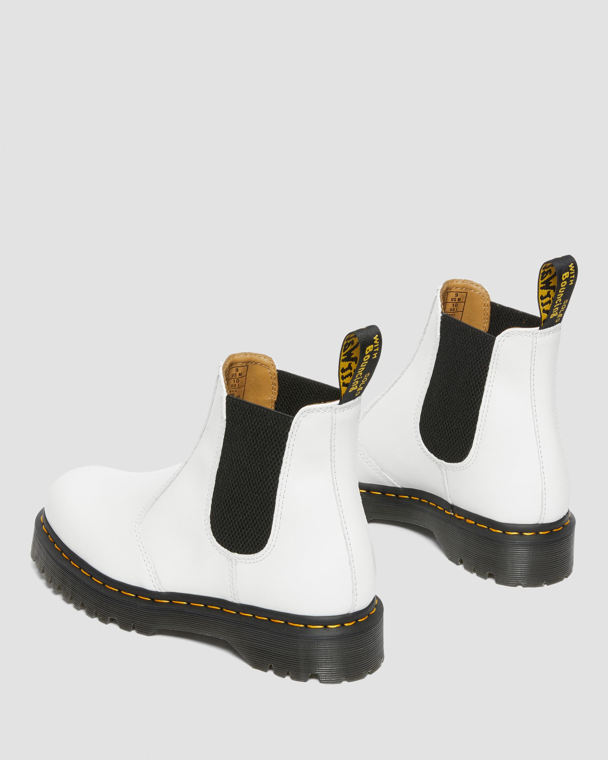 2976 Bex Smooth Leather Chelsea Boots in WHITE | Dr. Martens™
