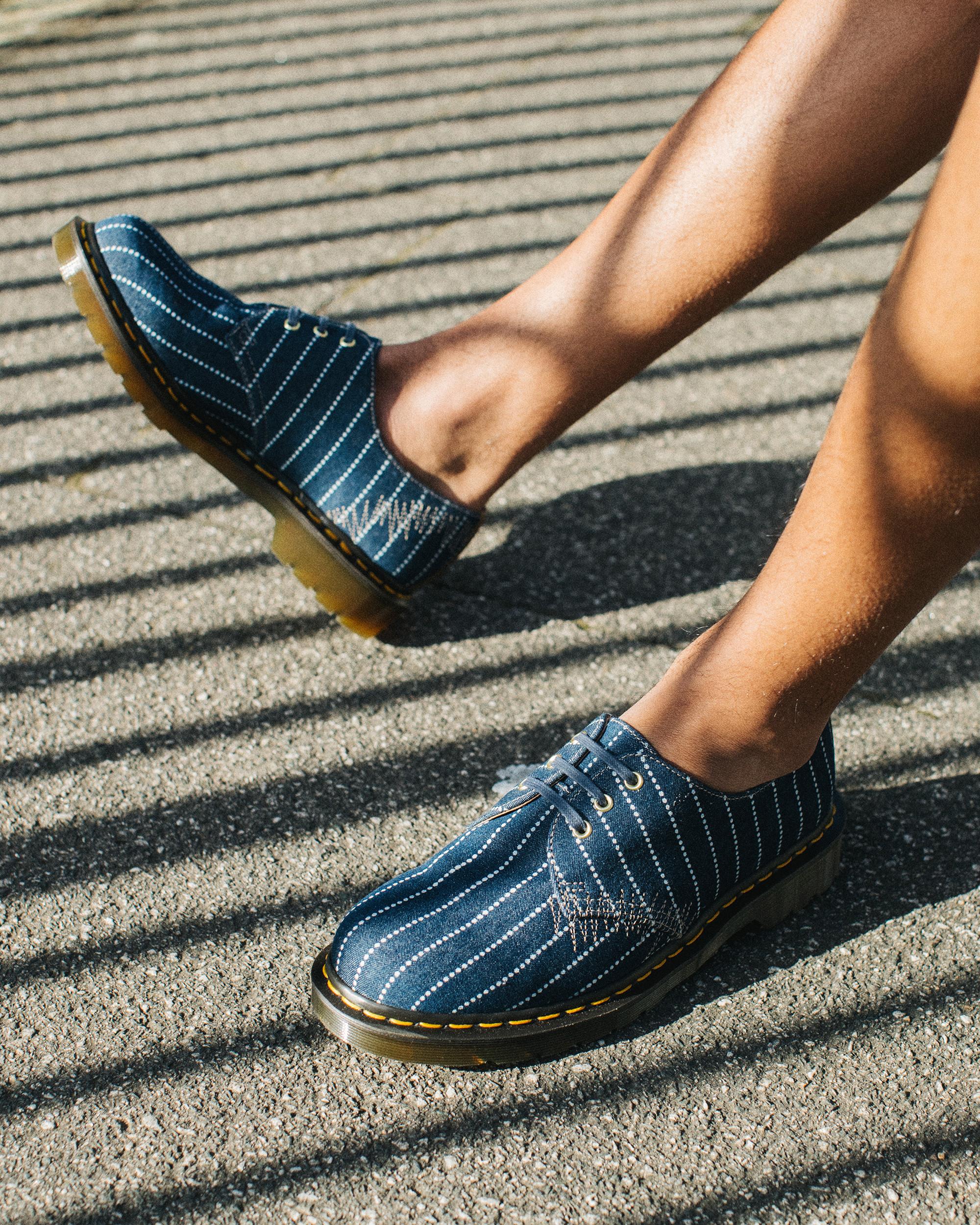 1461 Made in England Pinstripe Oxford Shoes in DARK BLUE/ECRU+