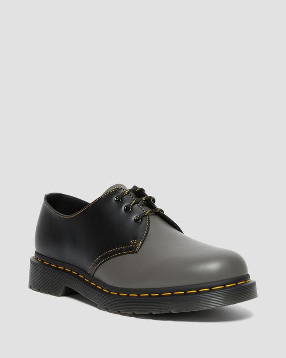 https://i1.adis.ws/i/drmartens/27540003.87.jpg?$large$1461 Contrast Stitch Smooth Leather Oxford Shoes Dr. Martens