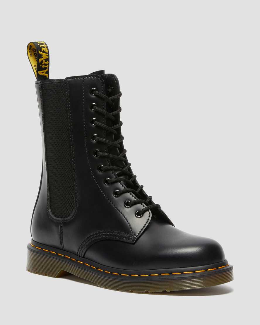 https://i1.adis.ws/i/drmartens/27583001.87.jpg?$large$1490 Harper Leather Lace Up Boots | Dr Martens