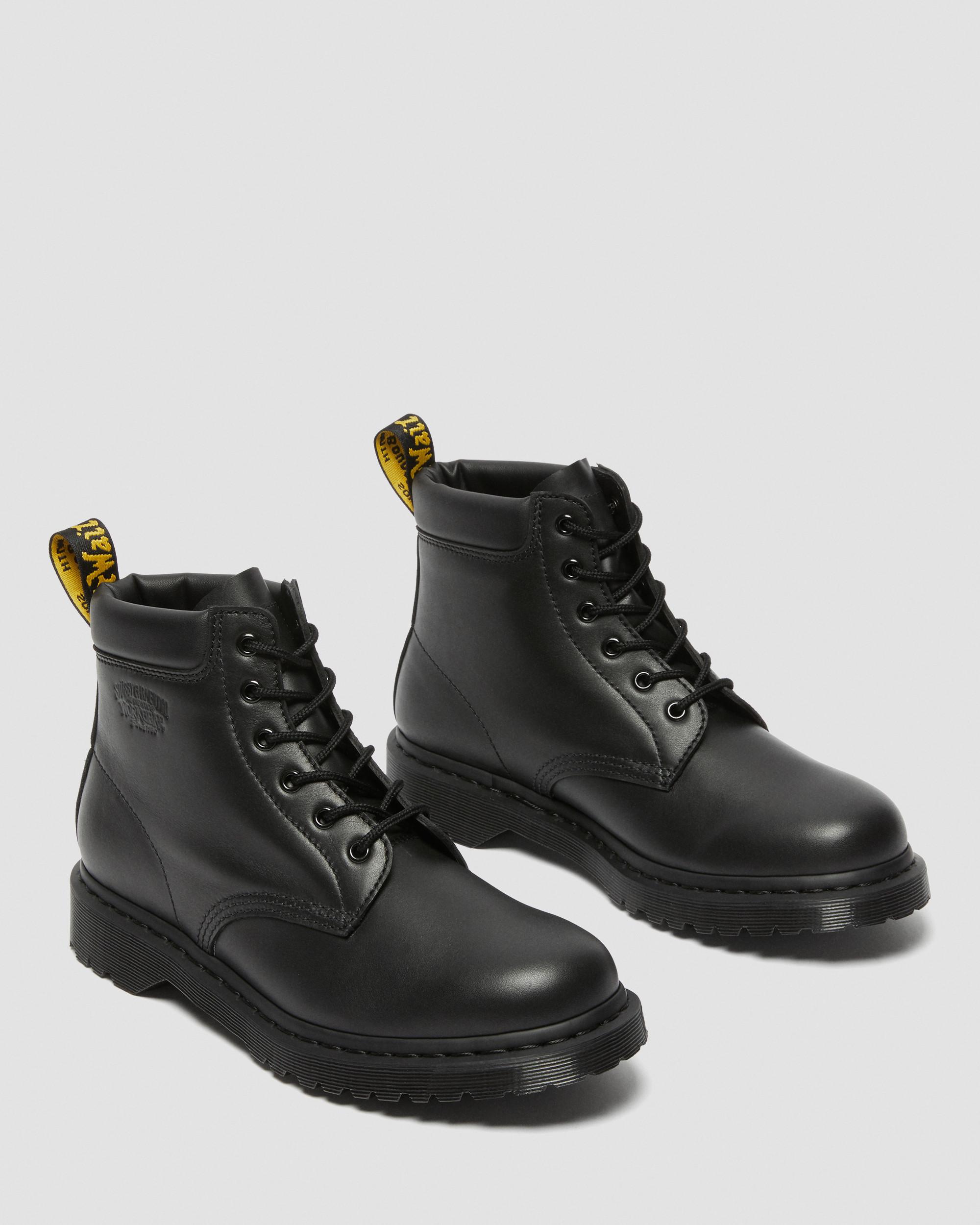 Dr.Martens × STUSSY 939 6ホールブーツ 939 STÜSSY LEATHER ANKLE BOOTS in BLACK | Dr. Martens™