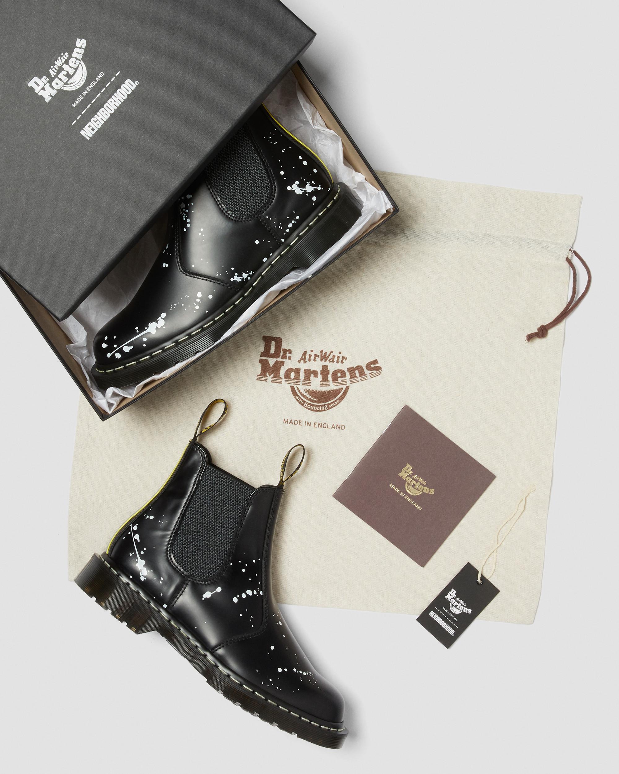 2976 NEIGHBORHOOD LEATHER CHELSEA BOOTS ​ in BLACK+WHITE | Dr