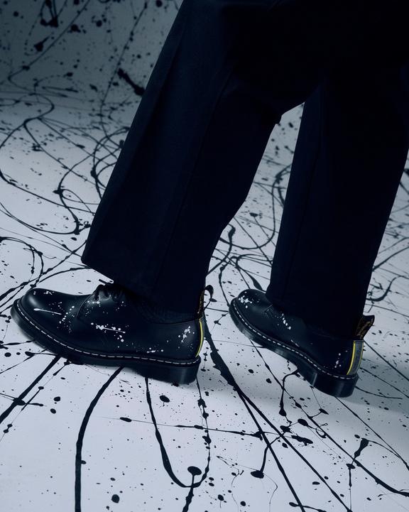 1461 Neighborhood Smooth Leather Oxford Shoes in Black | Dr 1461 Neighborhood Smooth Leather Oxford Shoes in Black | Dr