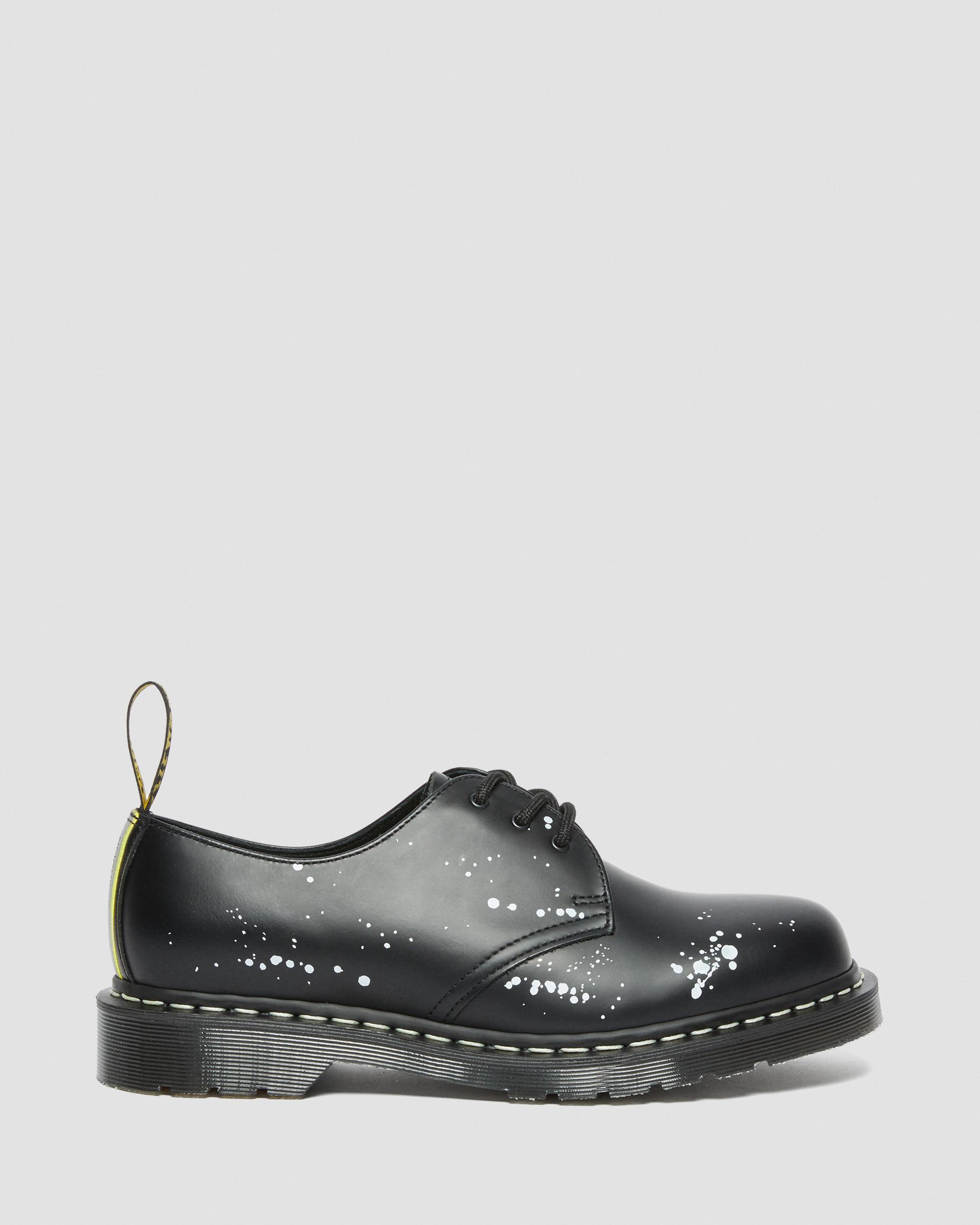 1461 Neighborhood Smooth Leather Oxford Shoes in BLACK+WHITE | Dr