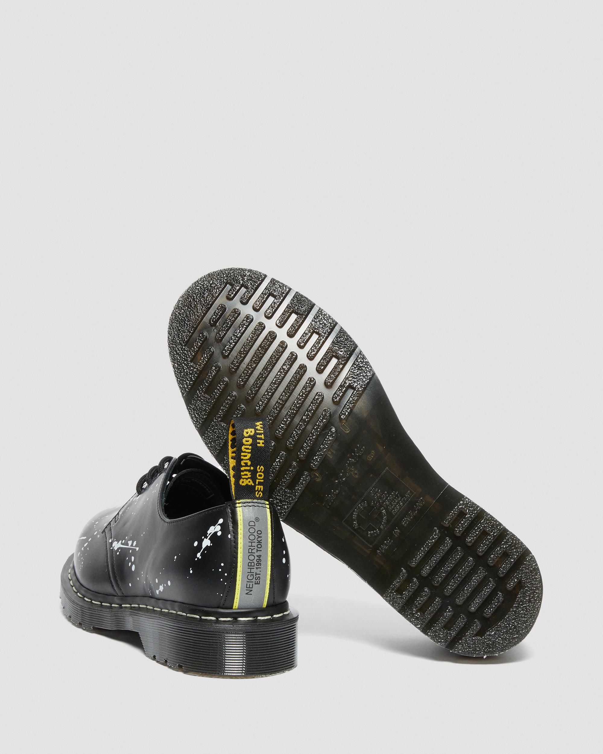 1461 Neighborhood Smooth Leather Oxford Shoes in BLACK+WHITE | Dr