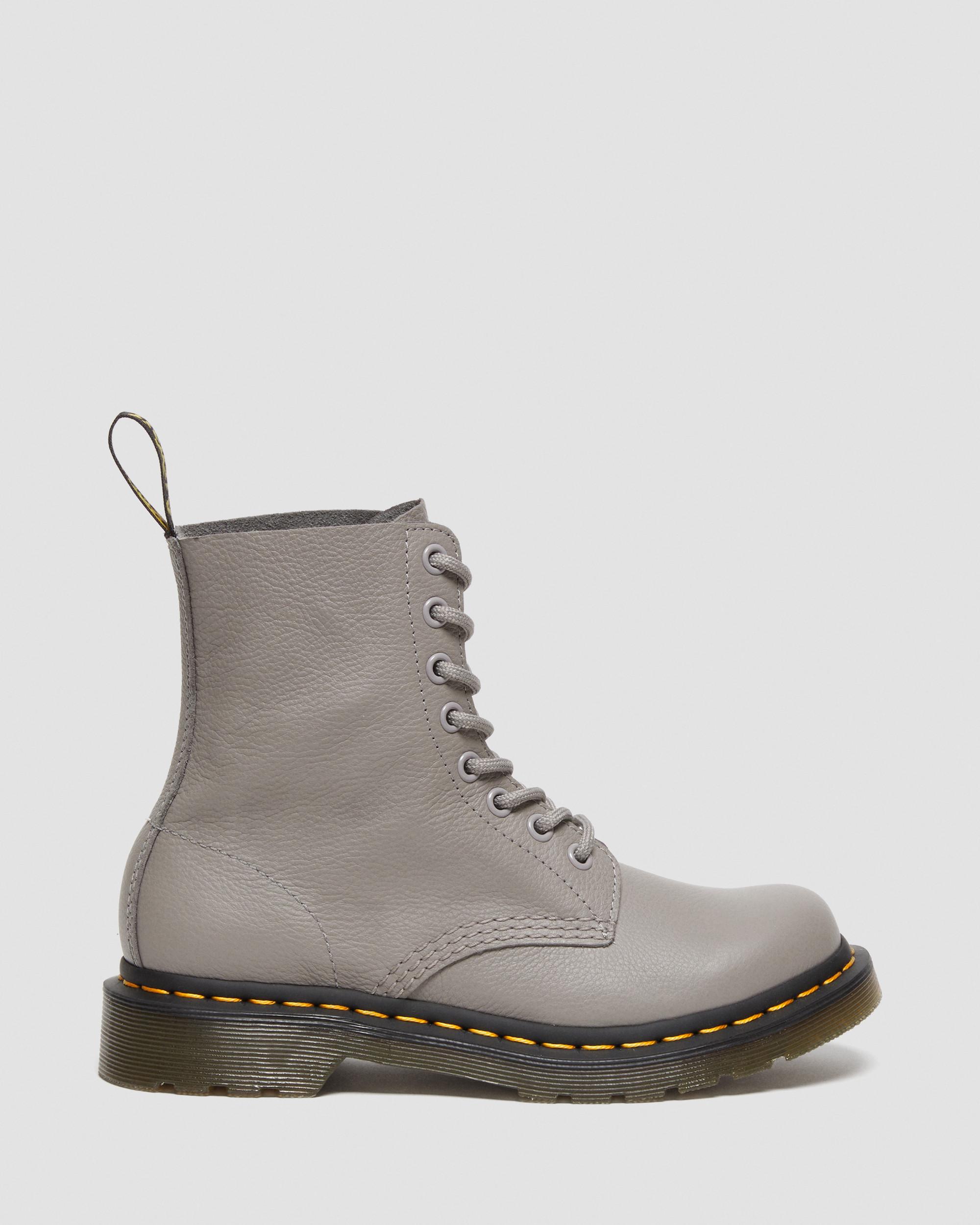 1460 Women's Virginia Leather Boots | Dr. Martens