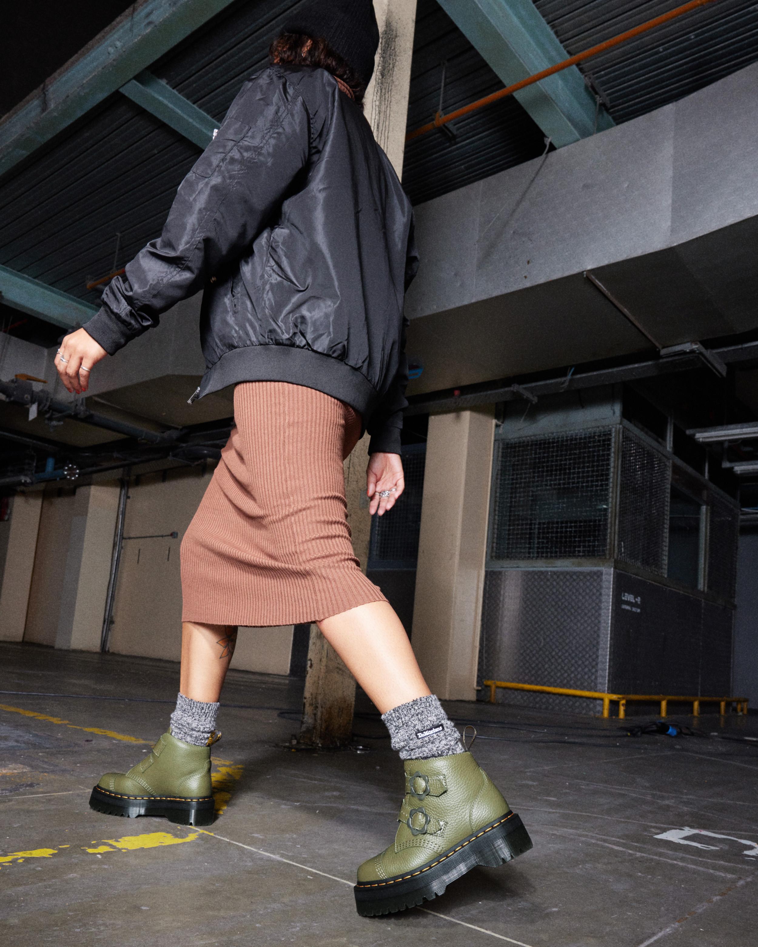 【美品】Dr.Martens DEVON FLOWER UK3 22cm 厚底 Devon Flower Buckle Leather Platform Boots in KHAKI GREEN | Dr