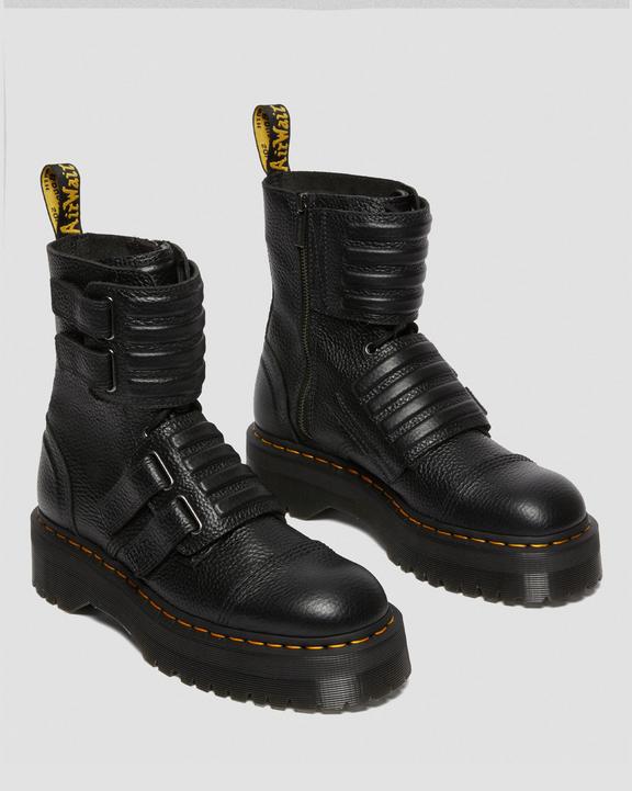 Boots Axxel en cuirBoots Axxel en cuir Dr. Martens