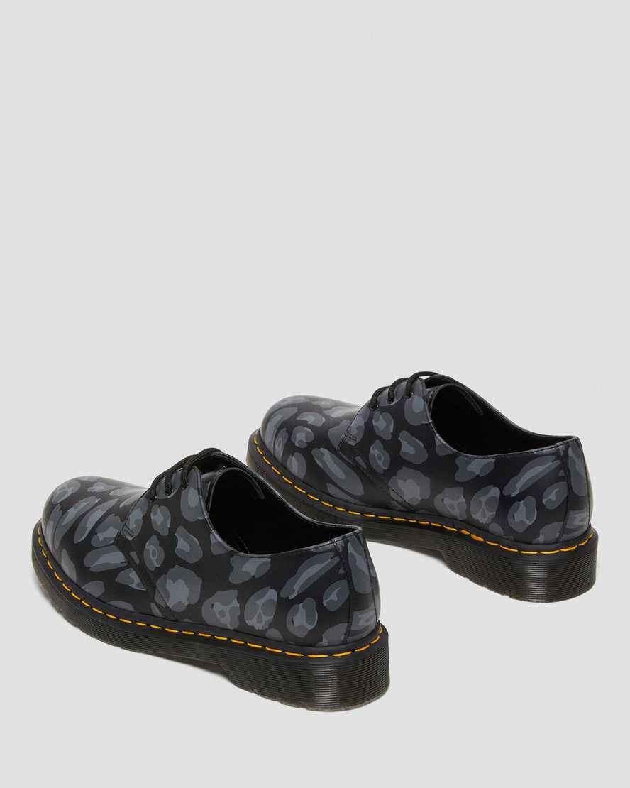 1461 Distorted Leopard Print Oxford Shoes1461 Distorted Leopard Print Shoes Dr. Martens