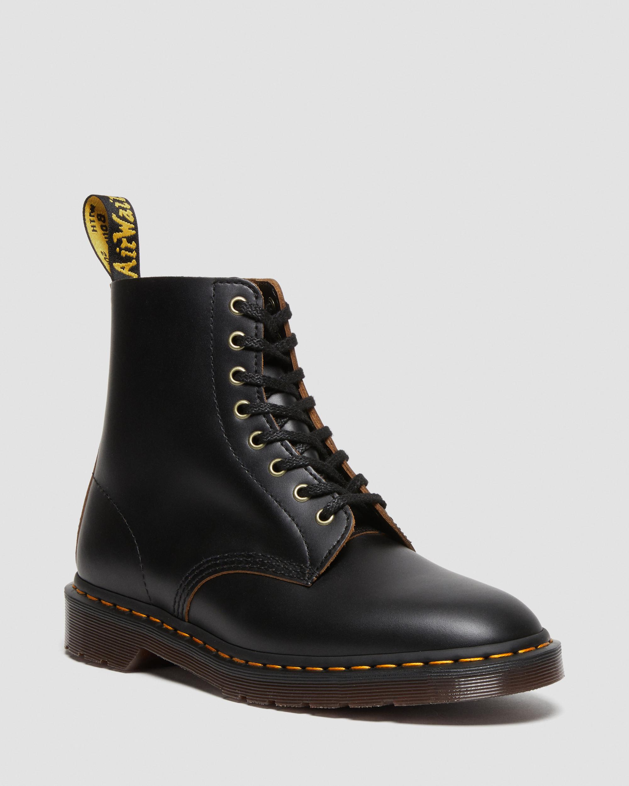 Smiths Vintage Smooth Leather Boots in Black