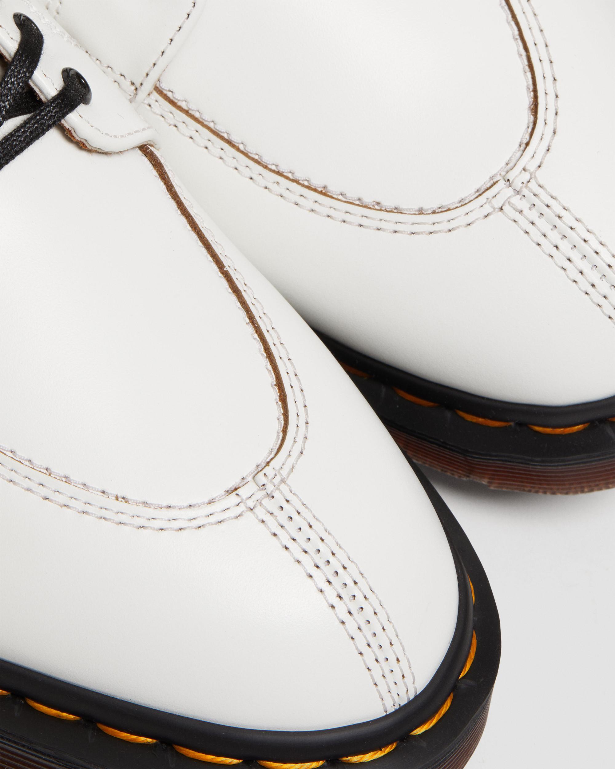 2046 Vintage Smooth Leather Oxford Shoes in WHITE | Dr. Martens™