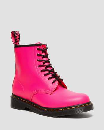 majority Entertain Abundantly 1460 Smooth Leather Lace Up Boots | Dr. Martens