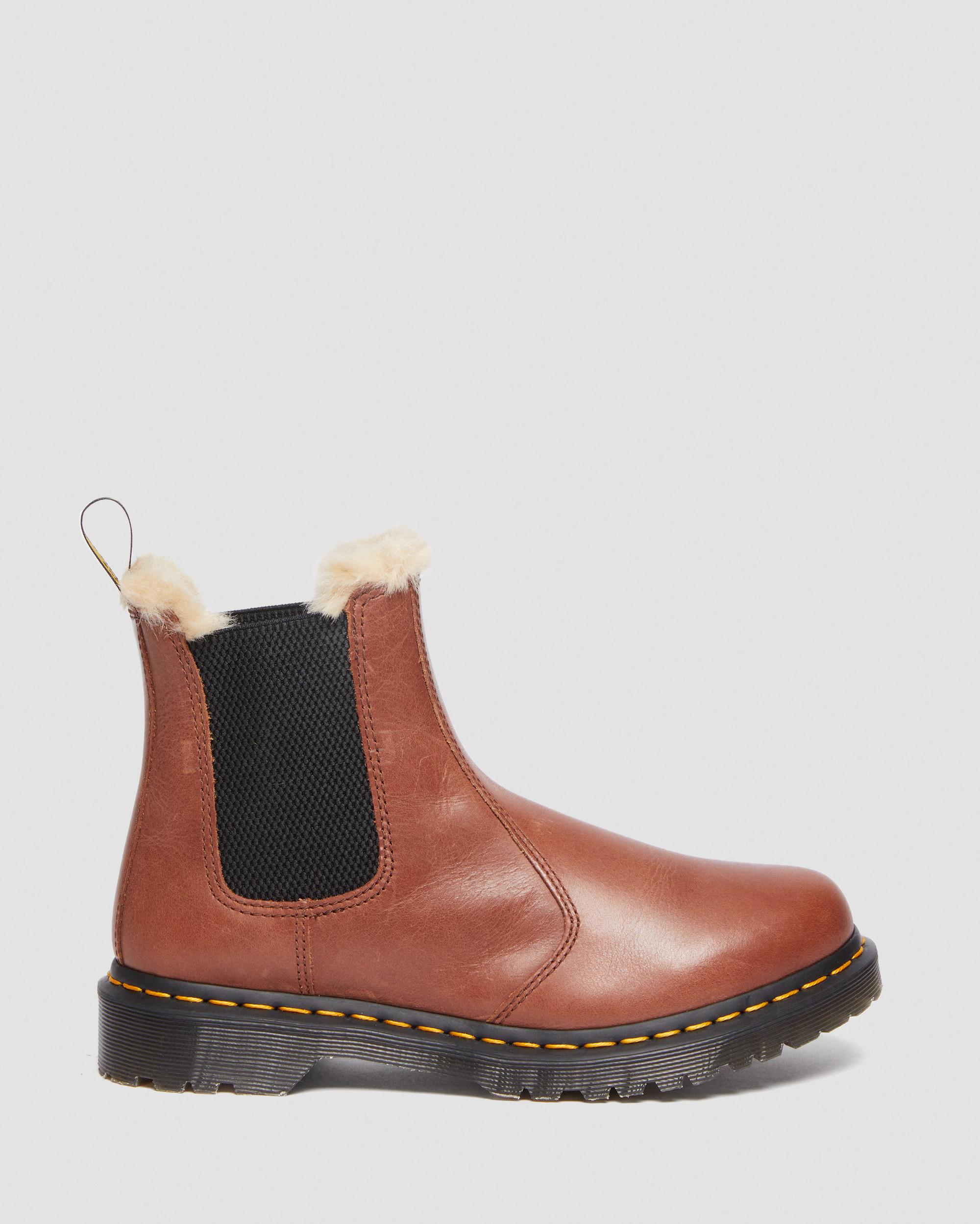 2976 Leonore Faux Fur-Lined Chelsea Boots in Tan