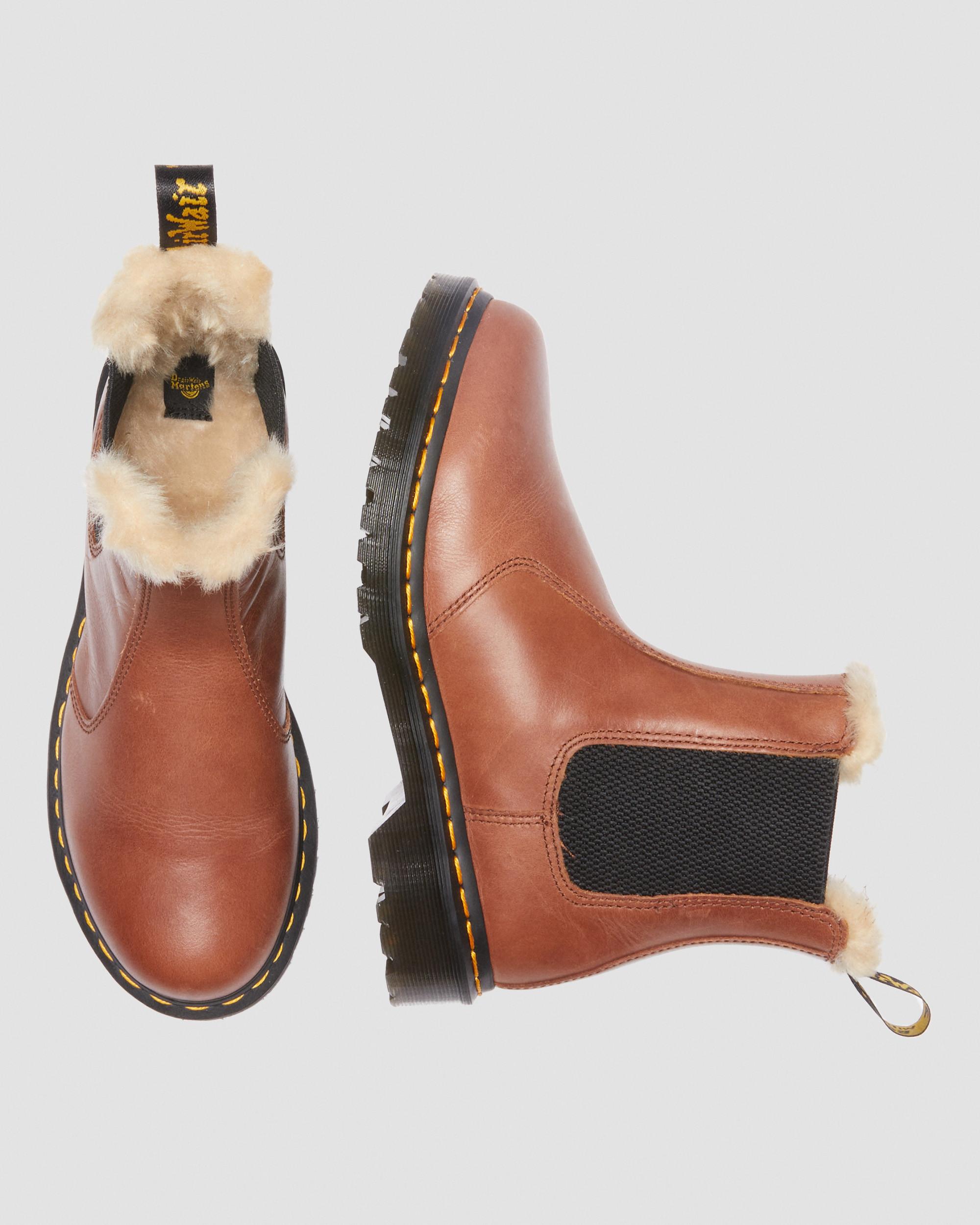 2976 Leonore Women's Faux Fur-Lined Chelsea Boots | Dr. Martens ReWair