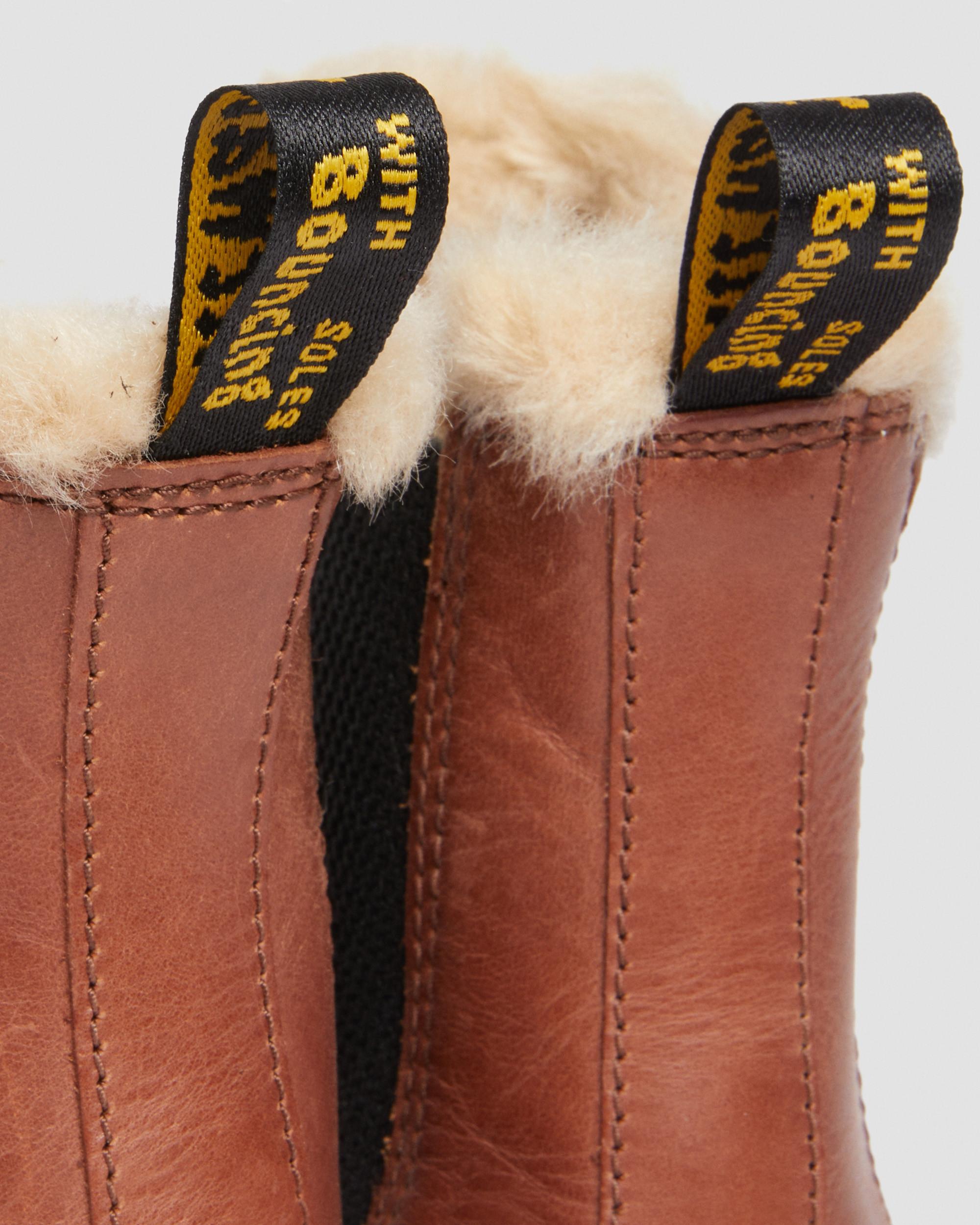 2976 Leonore Faux Fur-Lined Chelsea Boots in Tan