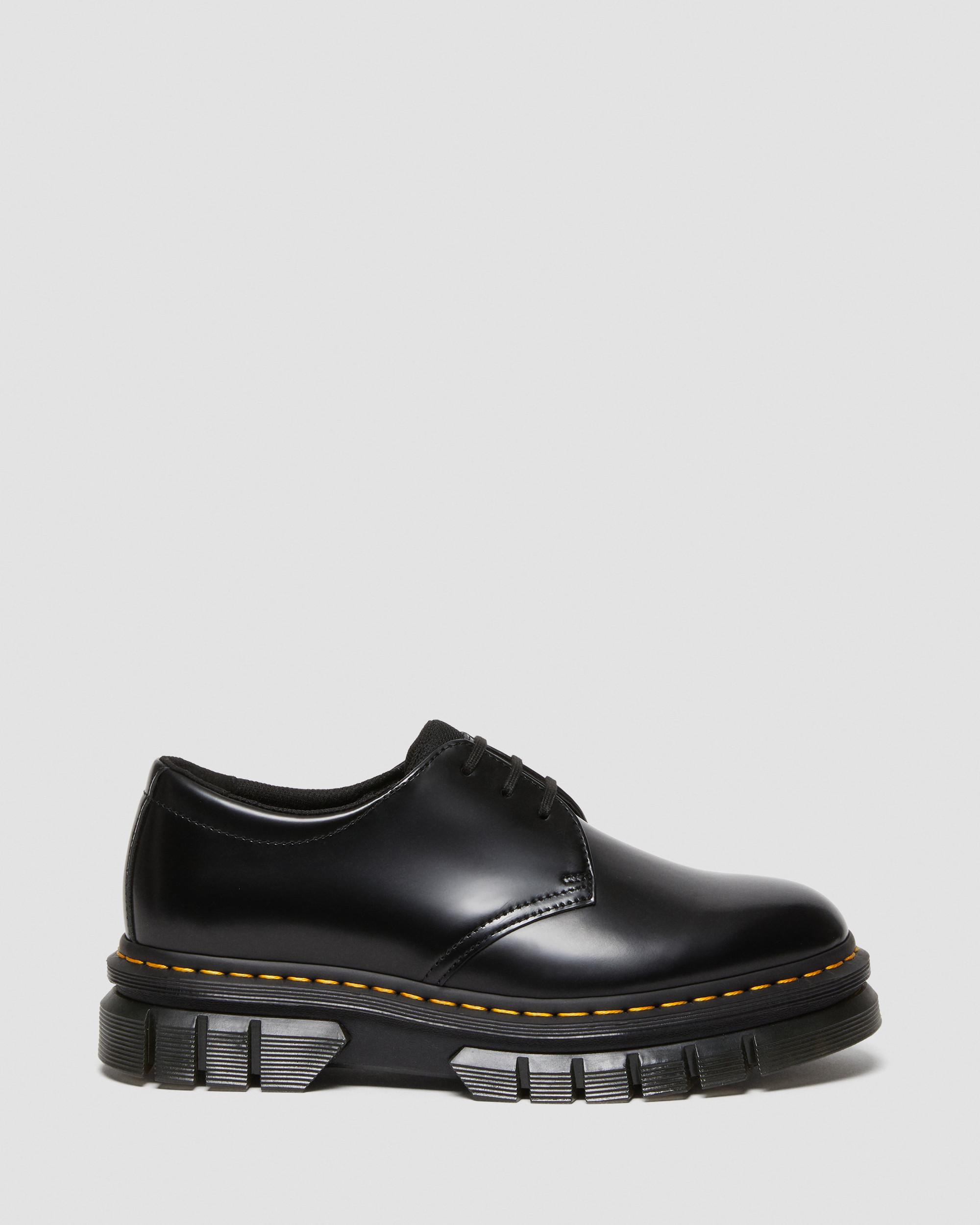 Rikard Polished Smooth Leather Platform Shoes in Black | Dr. Martens