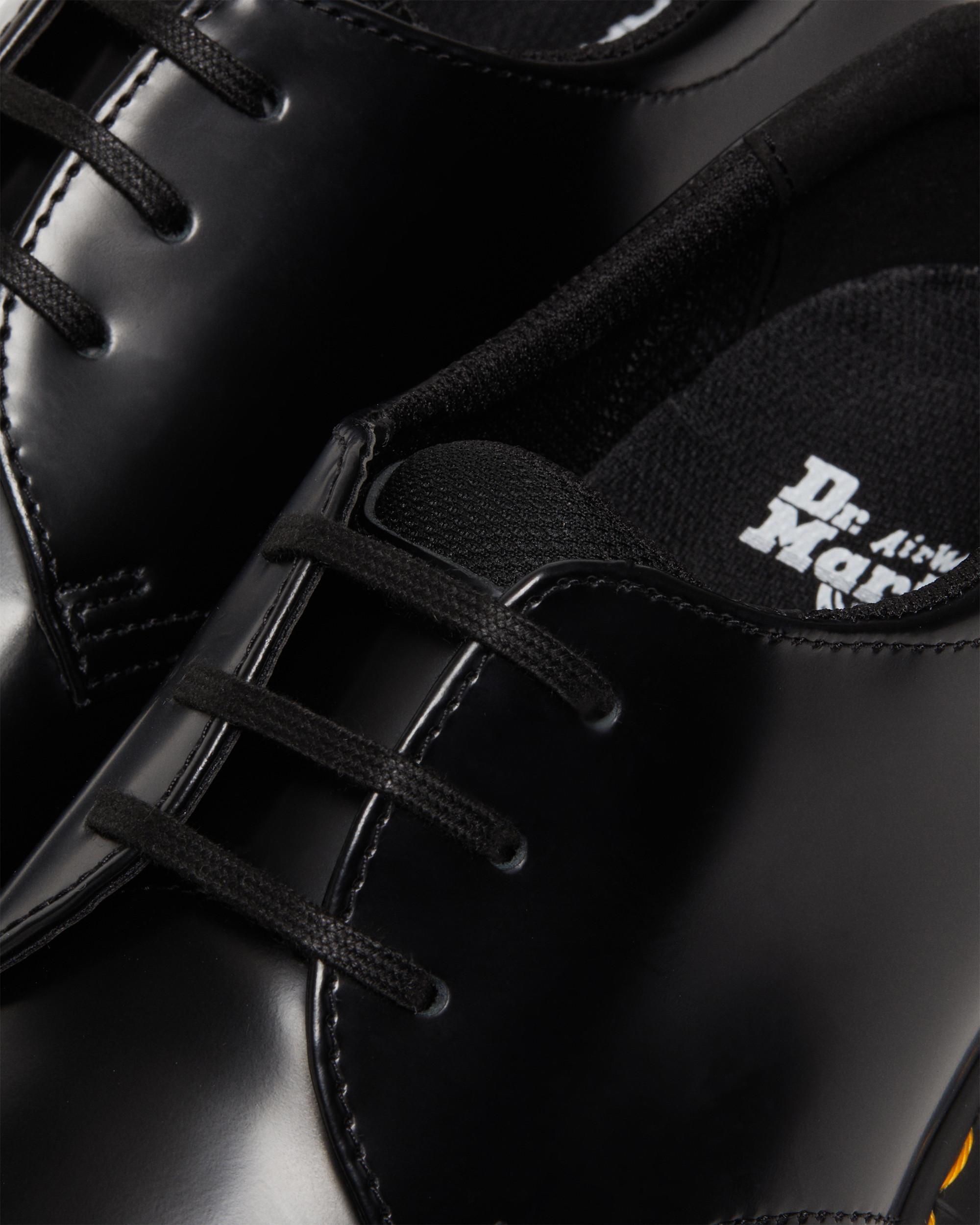 Rikard Polished Smooth Leather Platform Shoes in BLACK | Dr. Martens™