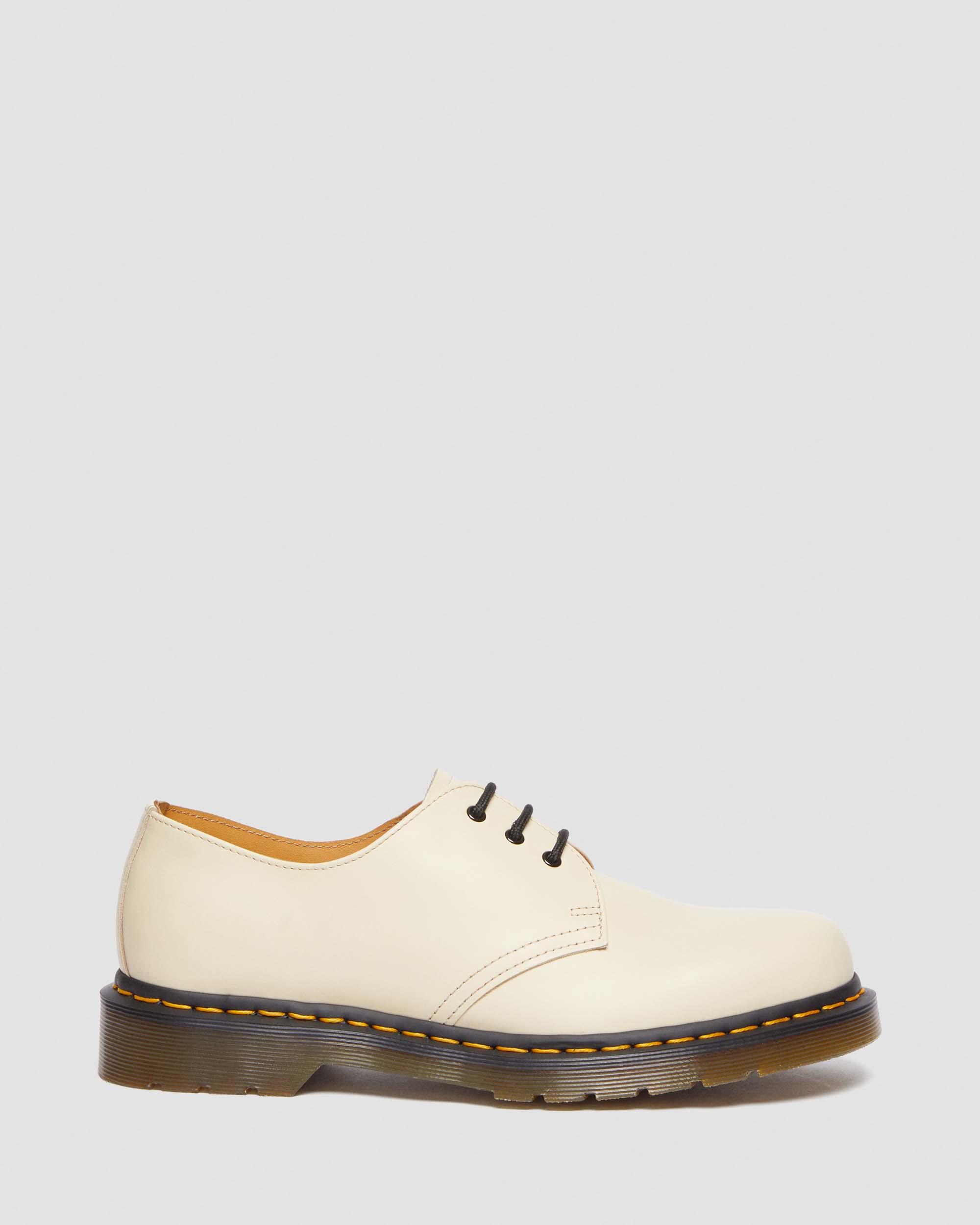 1461 Smooth Leather Oxford Shoes in Parchment Beige | Dr. Martens