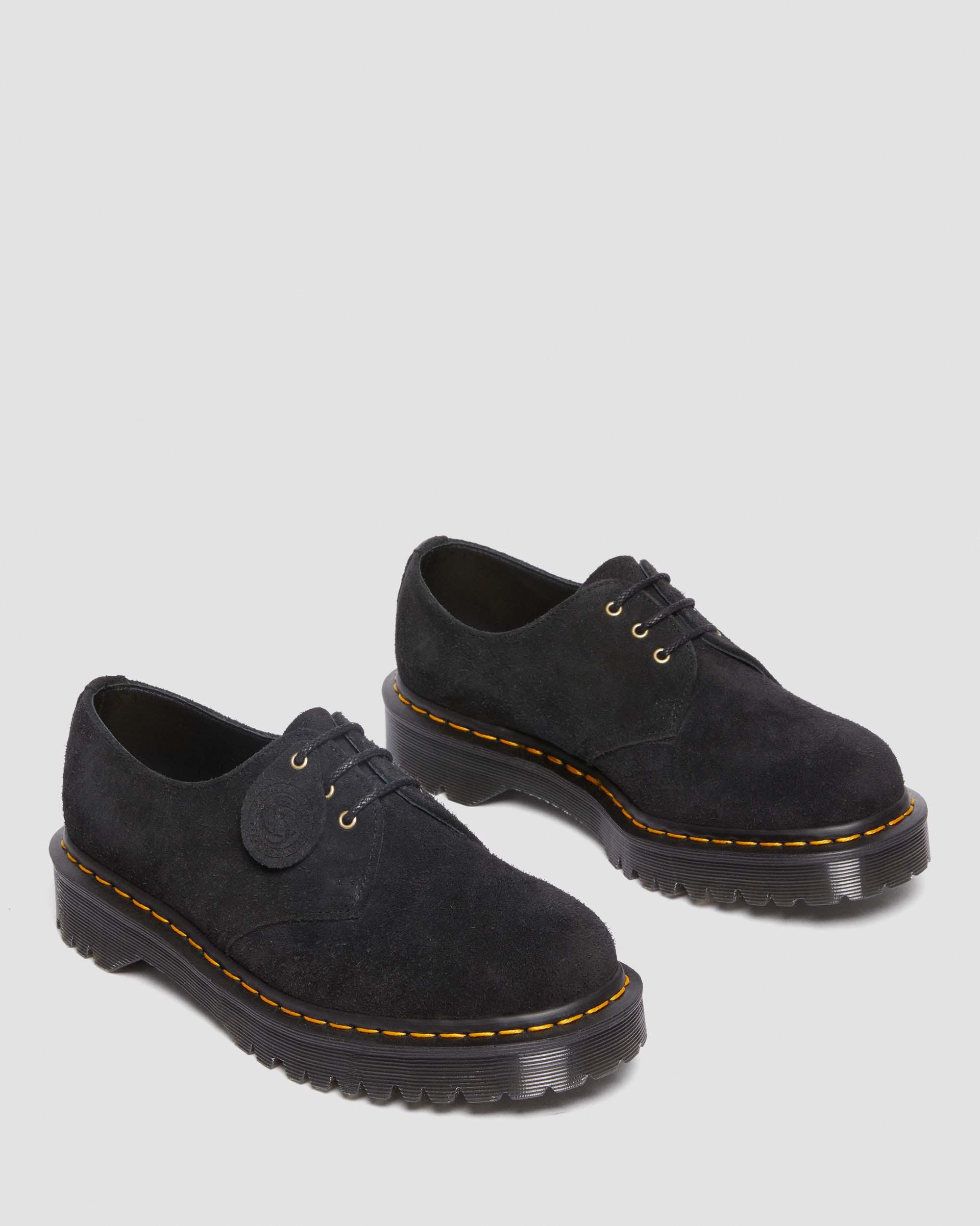 AIRWAIR in {{color}} | Dr. Martens™