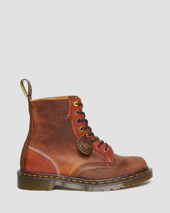1460 Pascal Made In England Deadstock Leather Lace Up Boots1460 Pascal Deadstock Leather Boots Dr. Martens