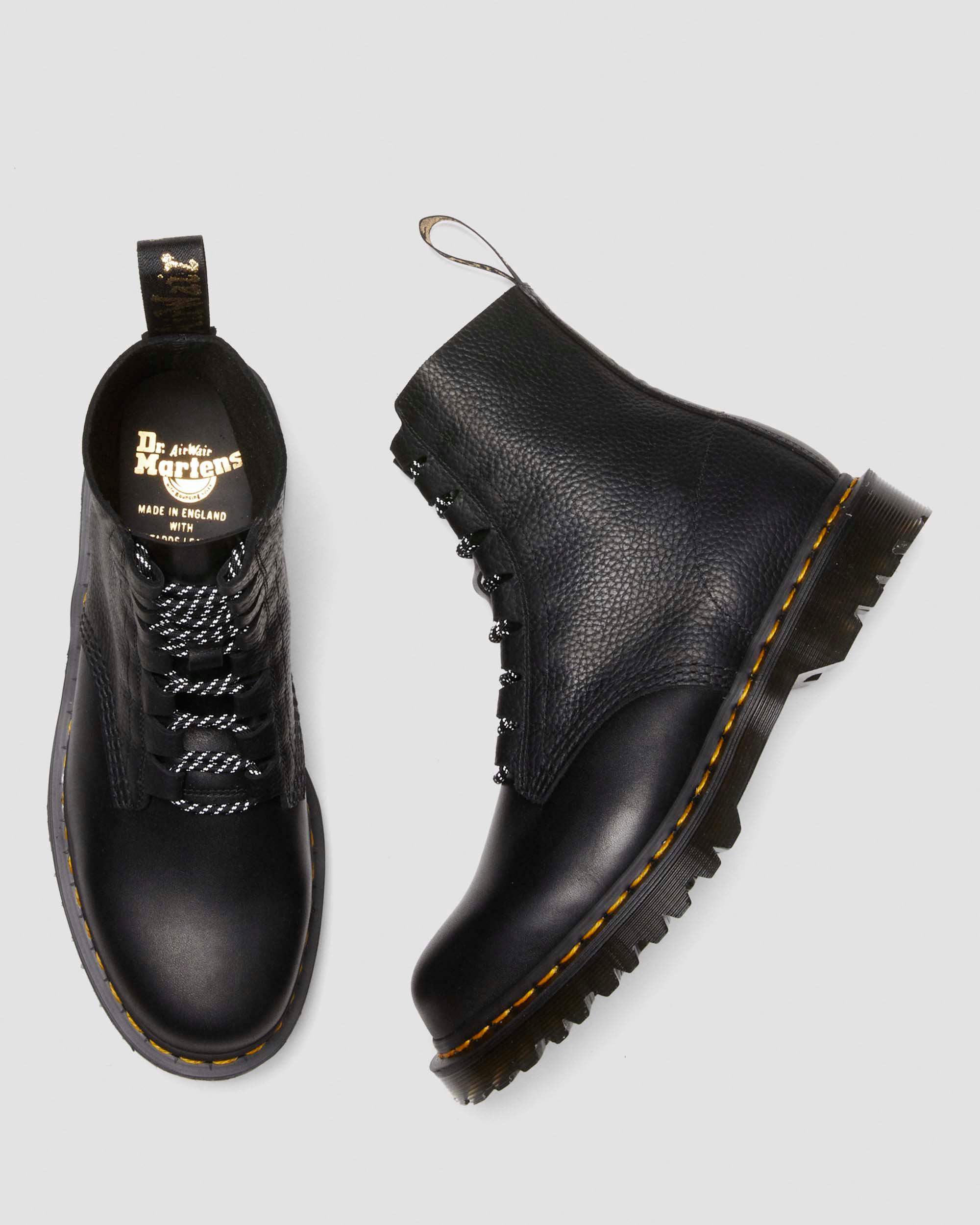 1460 Pascal Made In England Ghillie Boots in Black | Dr. Martens