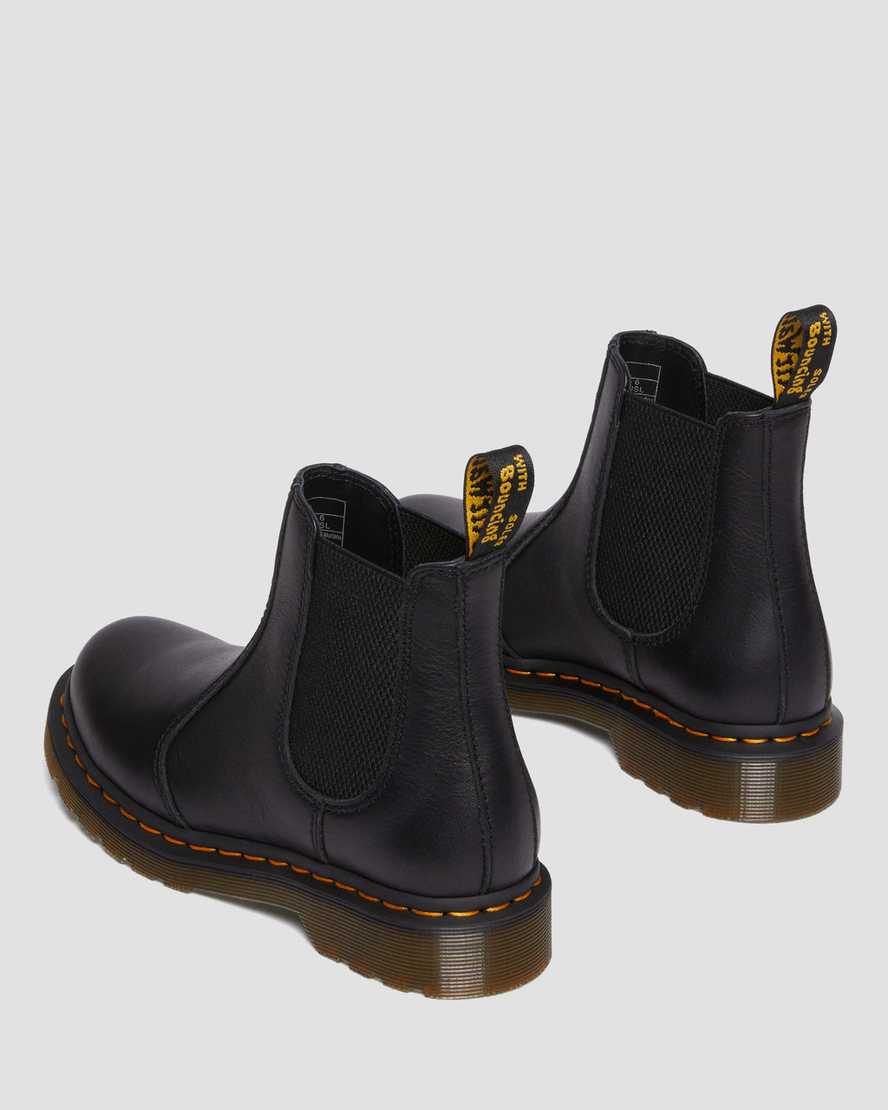 2976 Virginia Leather Chelsea Boots Black2976 Virginia Leather Chelsea -bootsit Dr. Martens