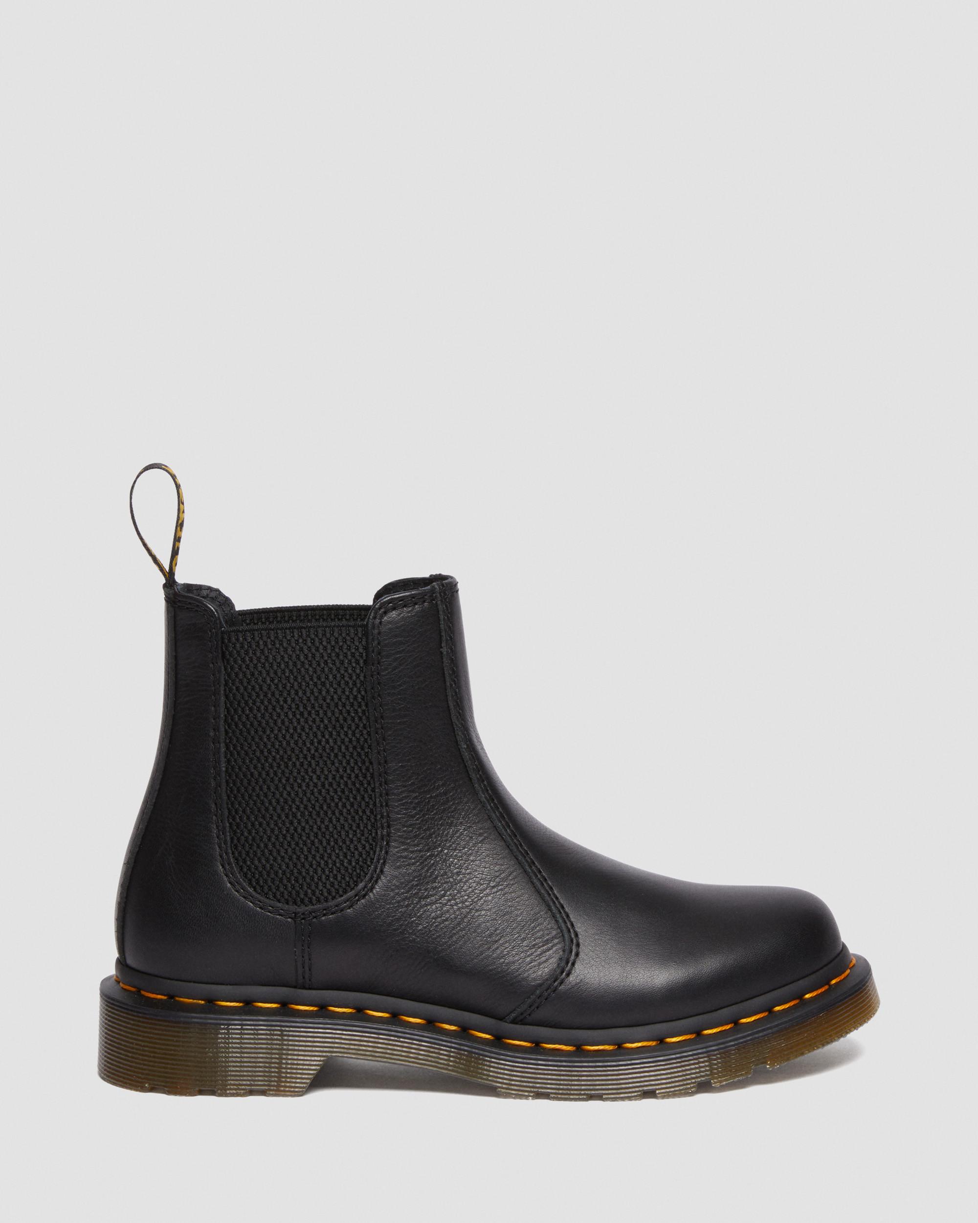 2976 Women's Leather Chelsea Boots in Black | Dr. Martens