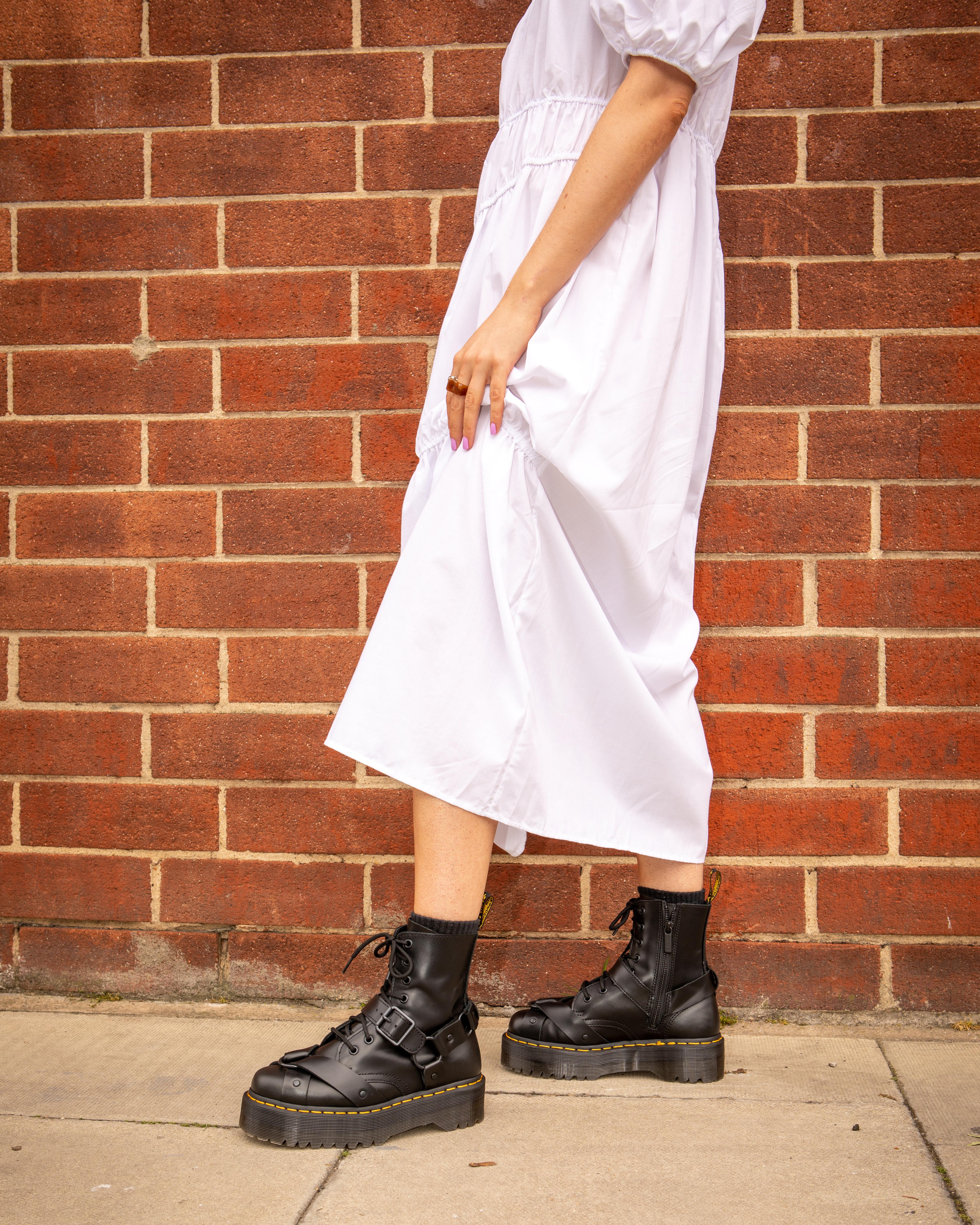 Jadon Boot Harness Leather Platforms in {{color}} | Dr. Martens™